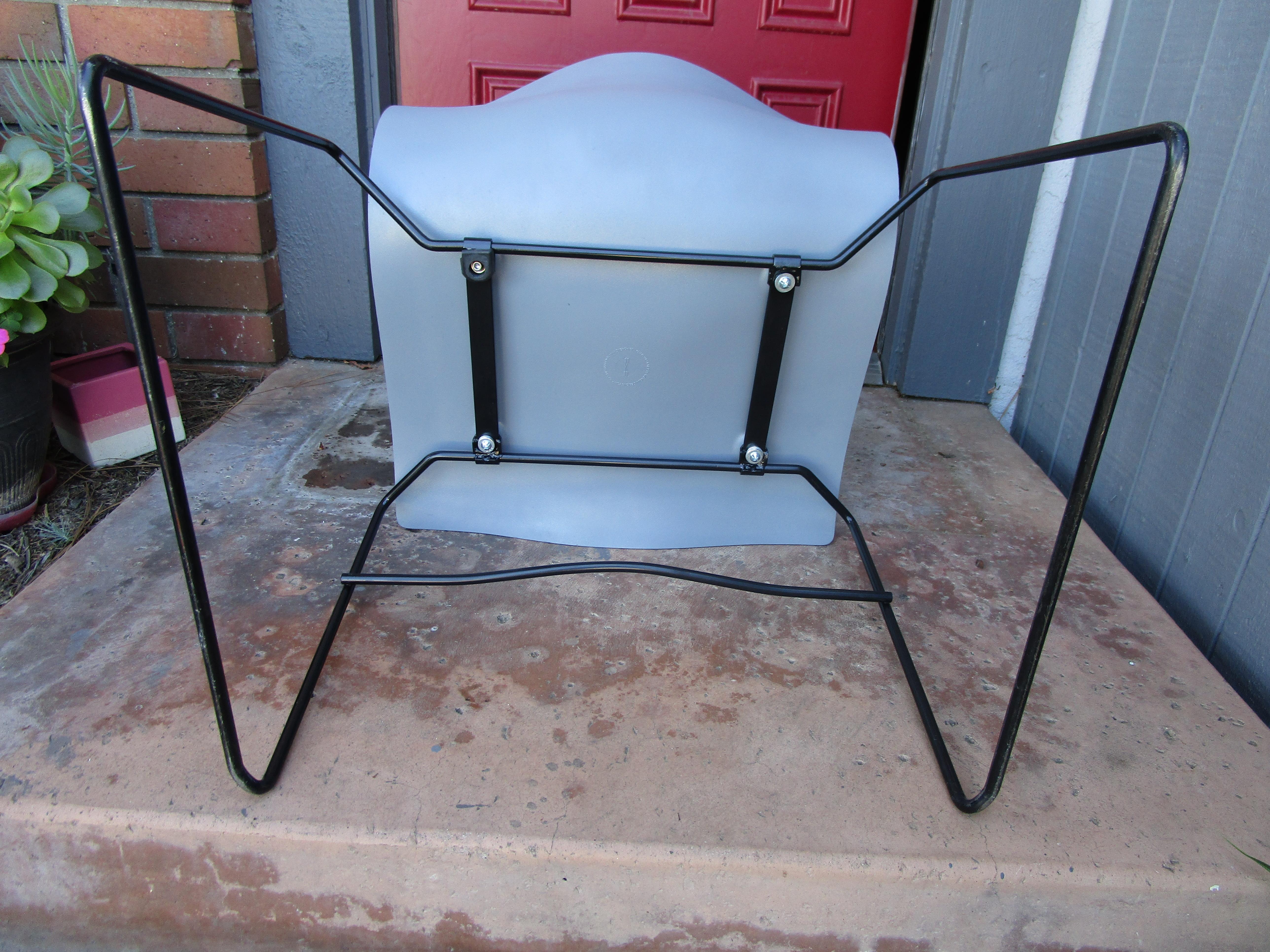 Chaises mouchoirs grises de Knoll Massimo Vignelli Bon état - En vente à Lomita, CA