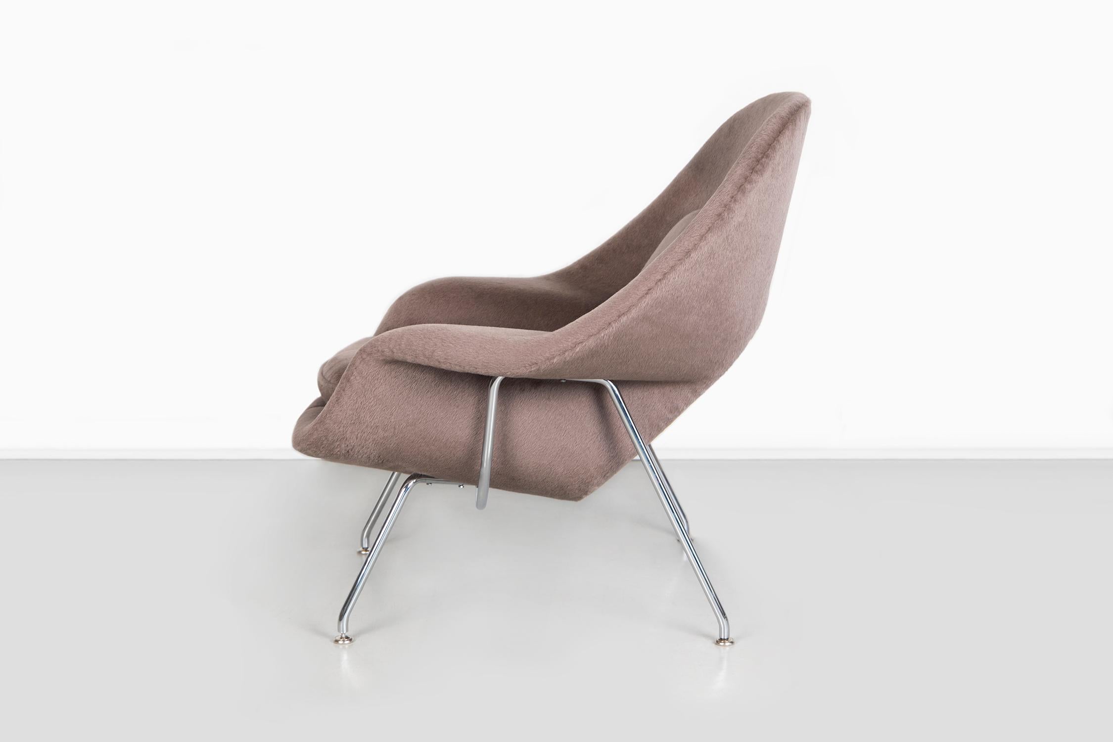 American Knoll Medium Womb Chair Upholstered in Alpaca