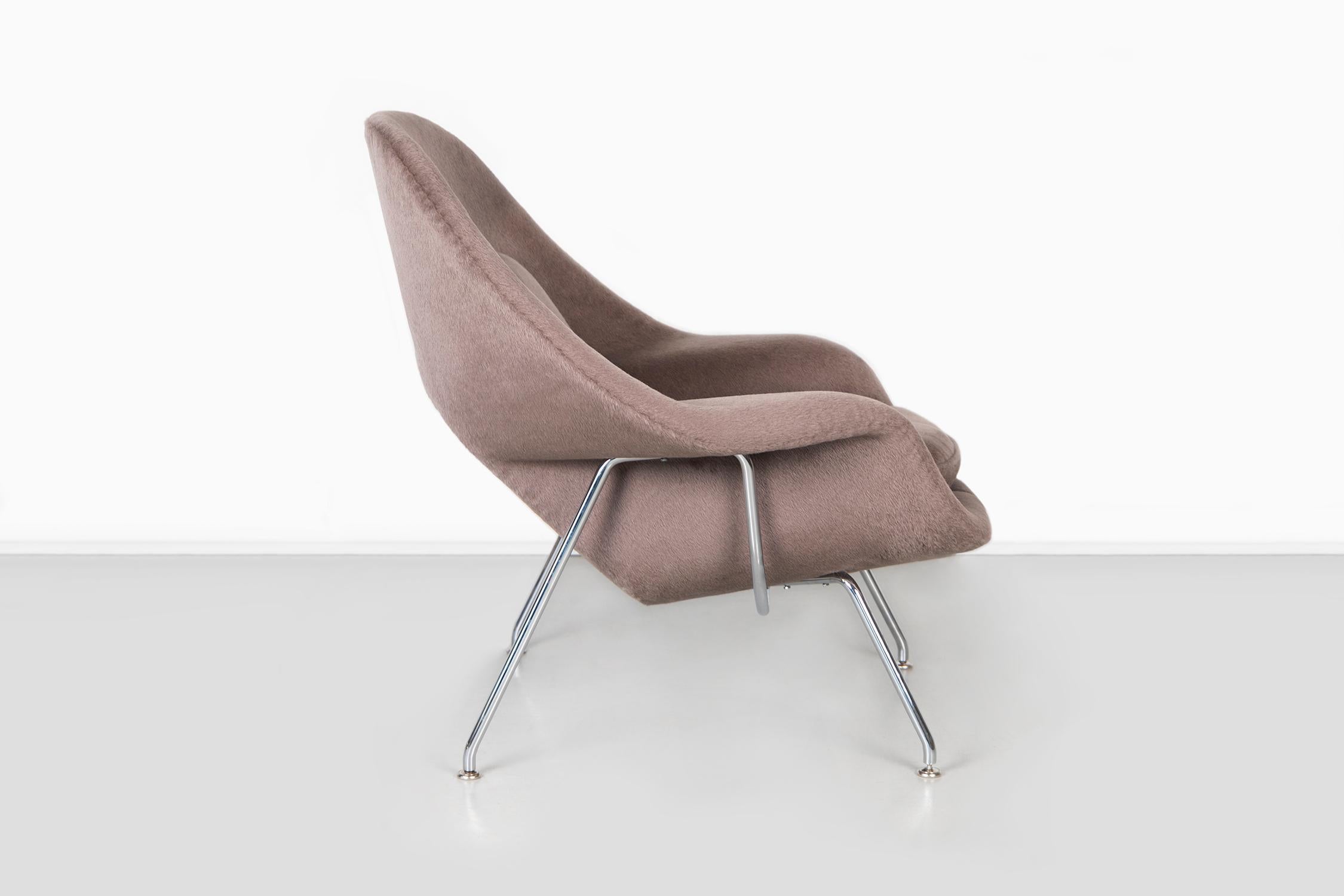 Knoll Medium Womb Chair Upholstered in Alpaca 2