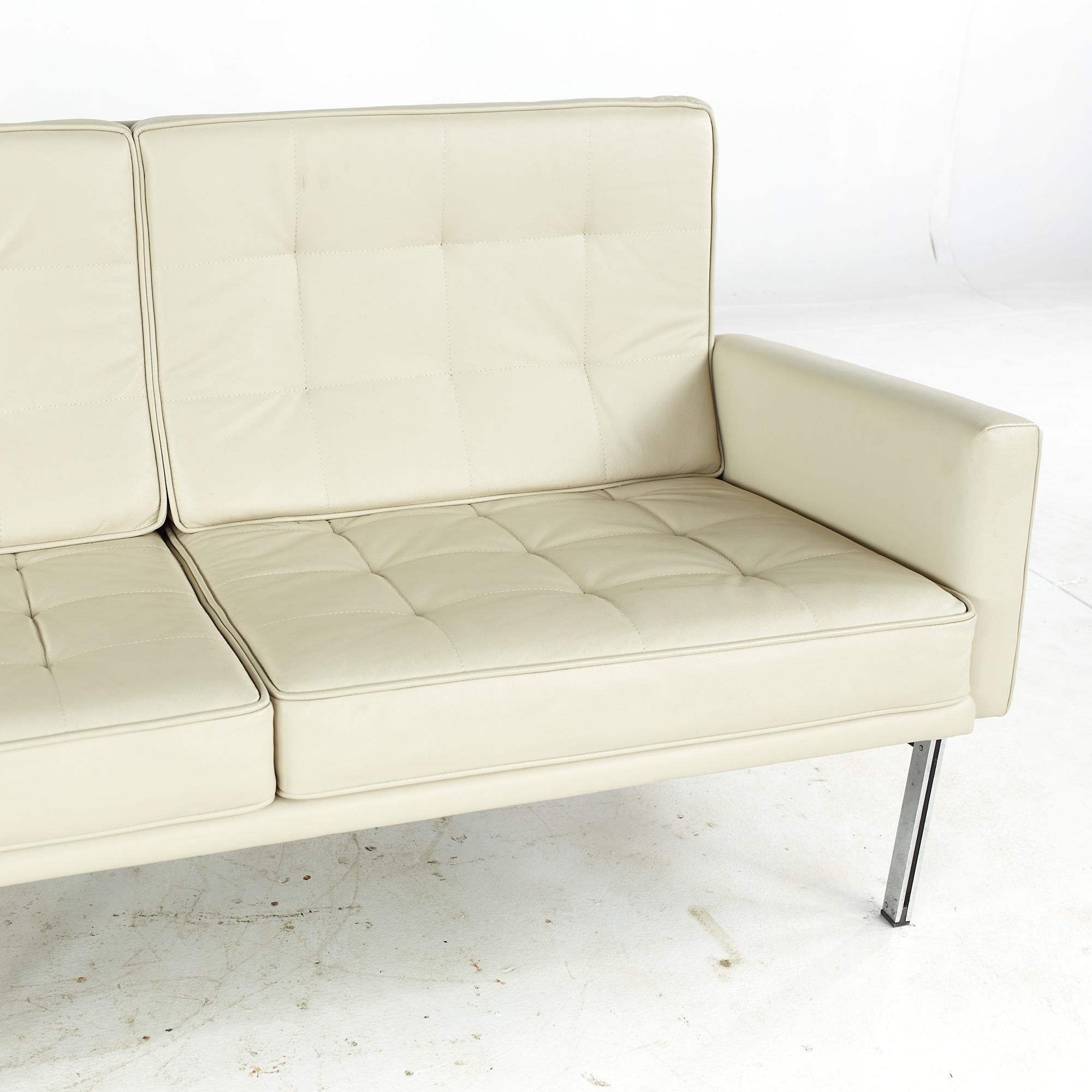 Late 20th Century Knoll Mid Century Chrome and Leather Parallel Bar Sofa For Sale