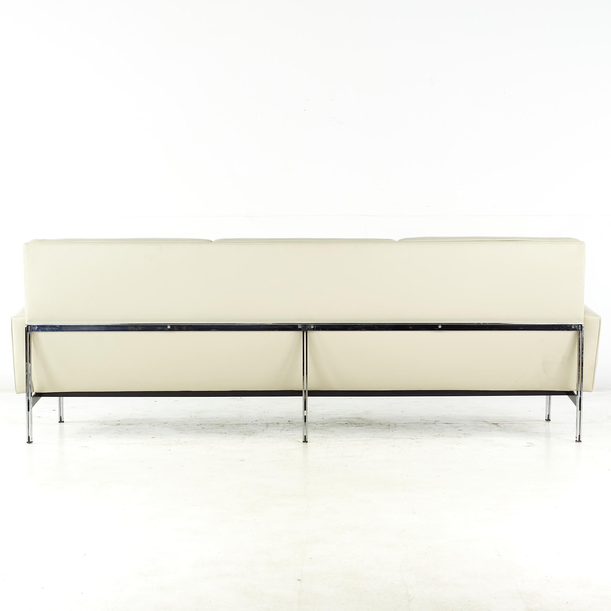 Knoll Mid Century Chrome and Leather Parallel Bar Sofa For Sale 2
