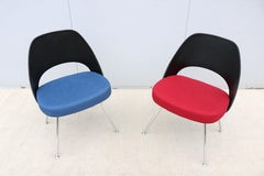 Knoll Mid-Century Modern Eero Saarinen Executive Armless Chairs Black - a Pair