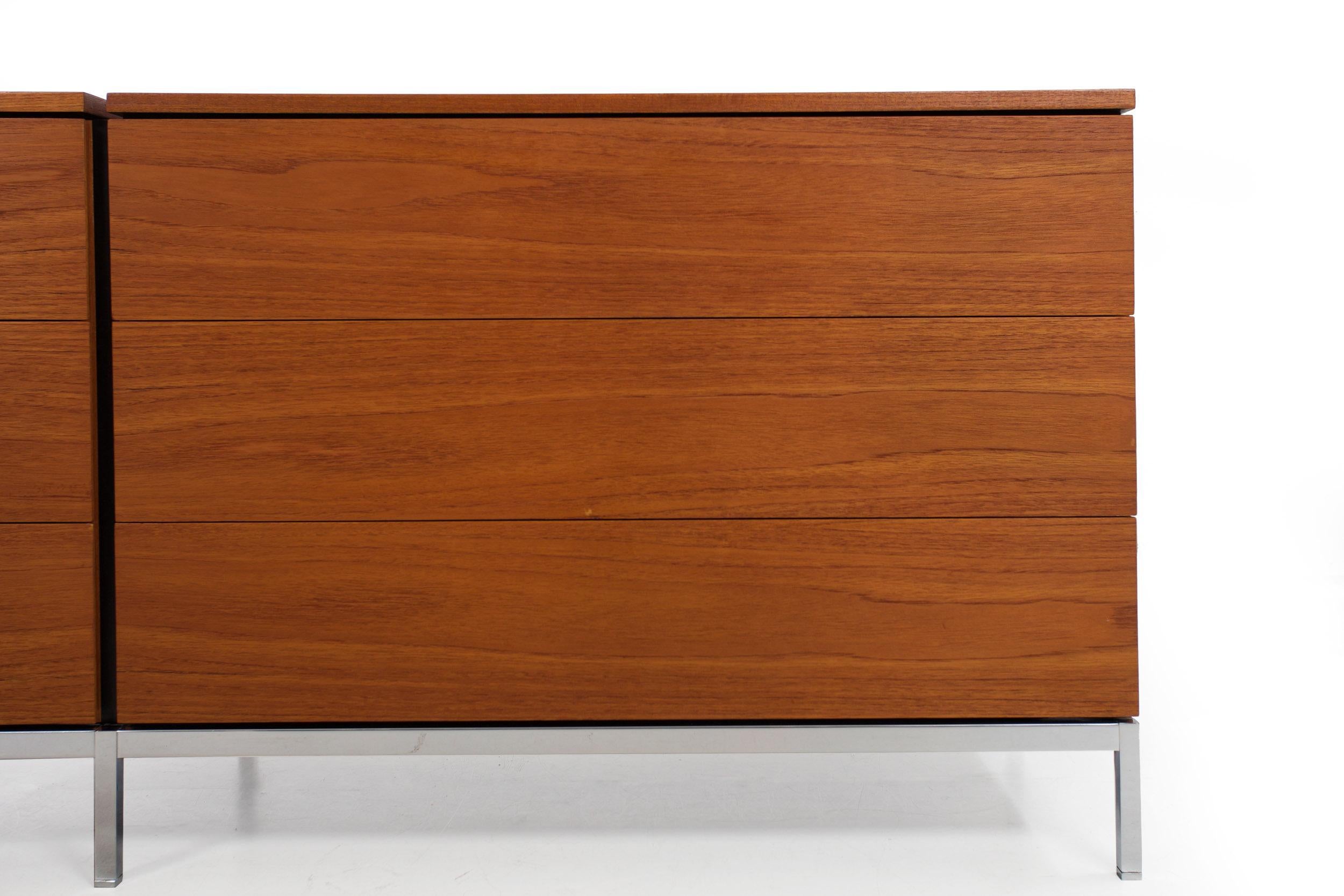 Knoll Mid-Century Modern Teak and Chrome Double Chest Credenza, circa 1970 For Sale 4