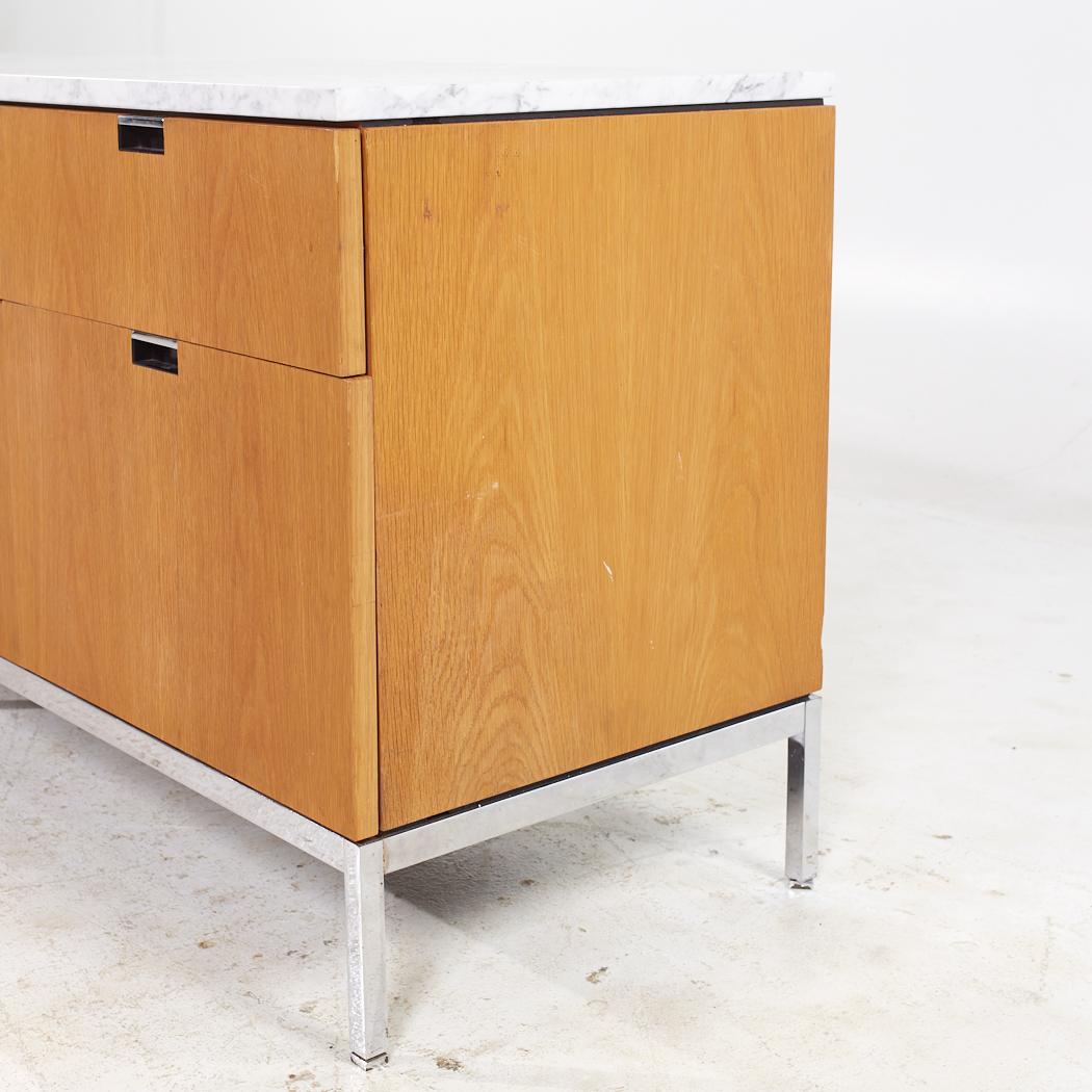 Knoll Mid Century Natural Oak and White Marble Top Credenza In Good Condition In Countryside, IL