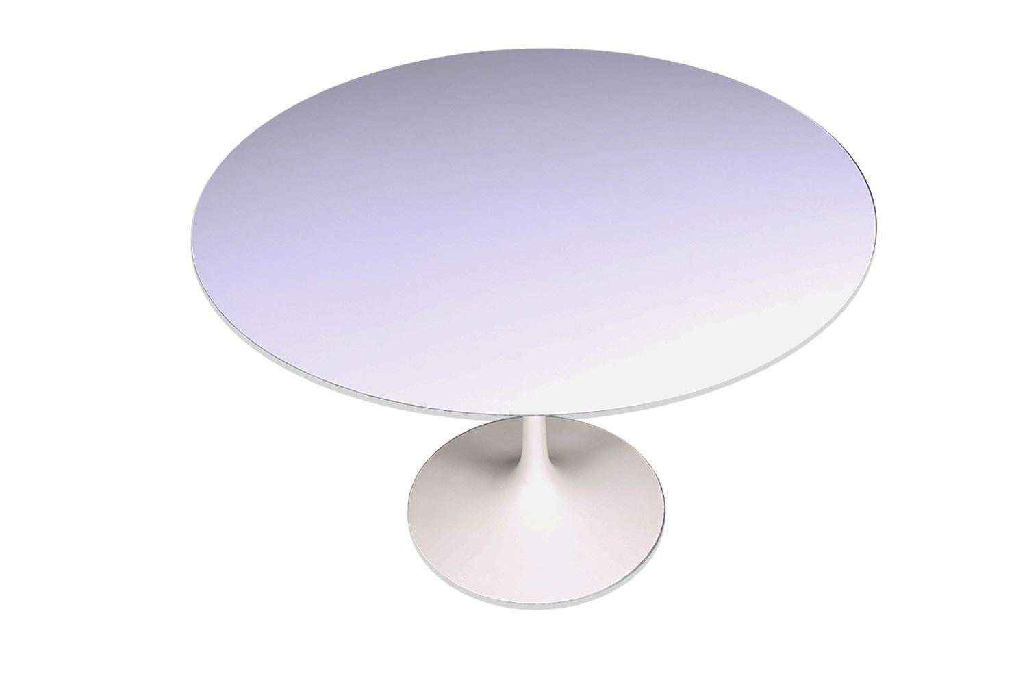 Américain Table Tulipe Saarinen ronde originale de Knoll du milieu du siècle dernier en vente