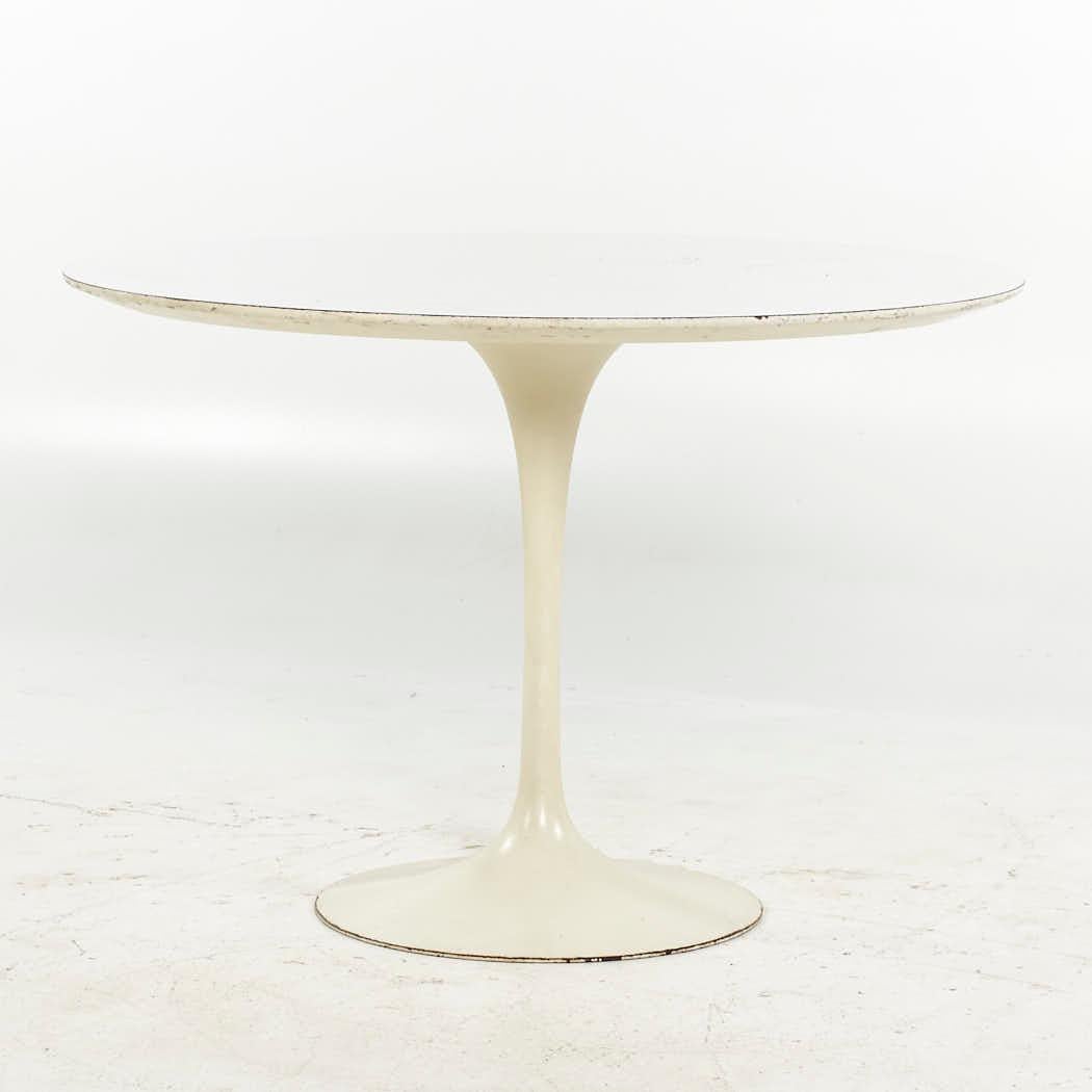 Knoll Mid Century White Laminate 42 Inch Tulip Dining Table For Sale at ...
