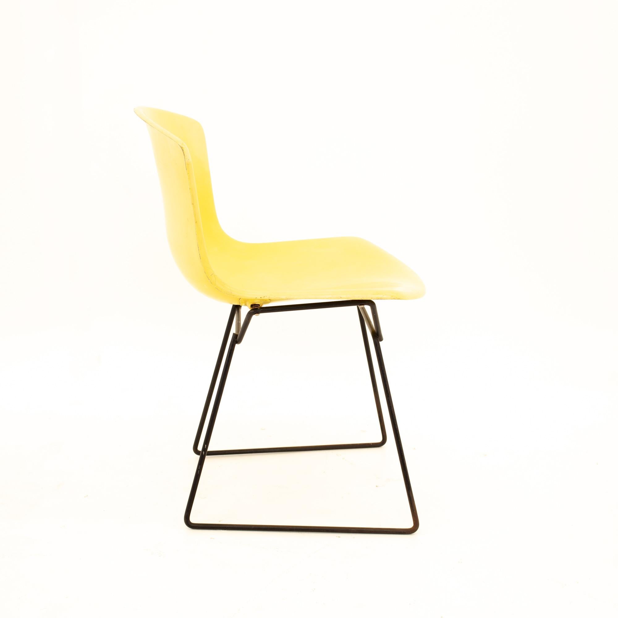 American Knoll Mid Century Yellow Fiberglass Side Chair, Pair For Sale