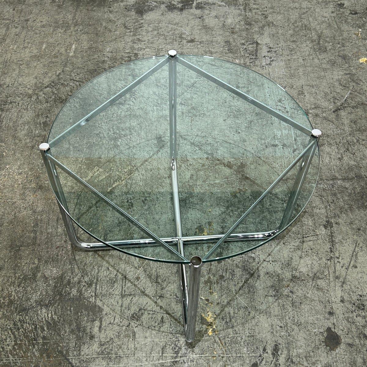 Moderno Tavolo basso di vetro MR di Ludwig Mies van der Rohe in vendita