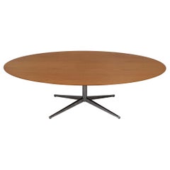 Ovaler Esstisch/Schreibtisch aus Mahagoni von Florence Knoll, Moderne der Mitte des Jahrhunderts 1961 