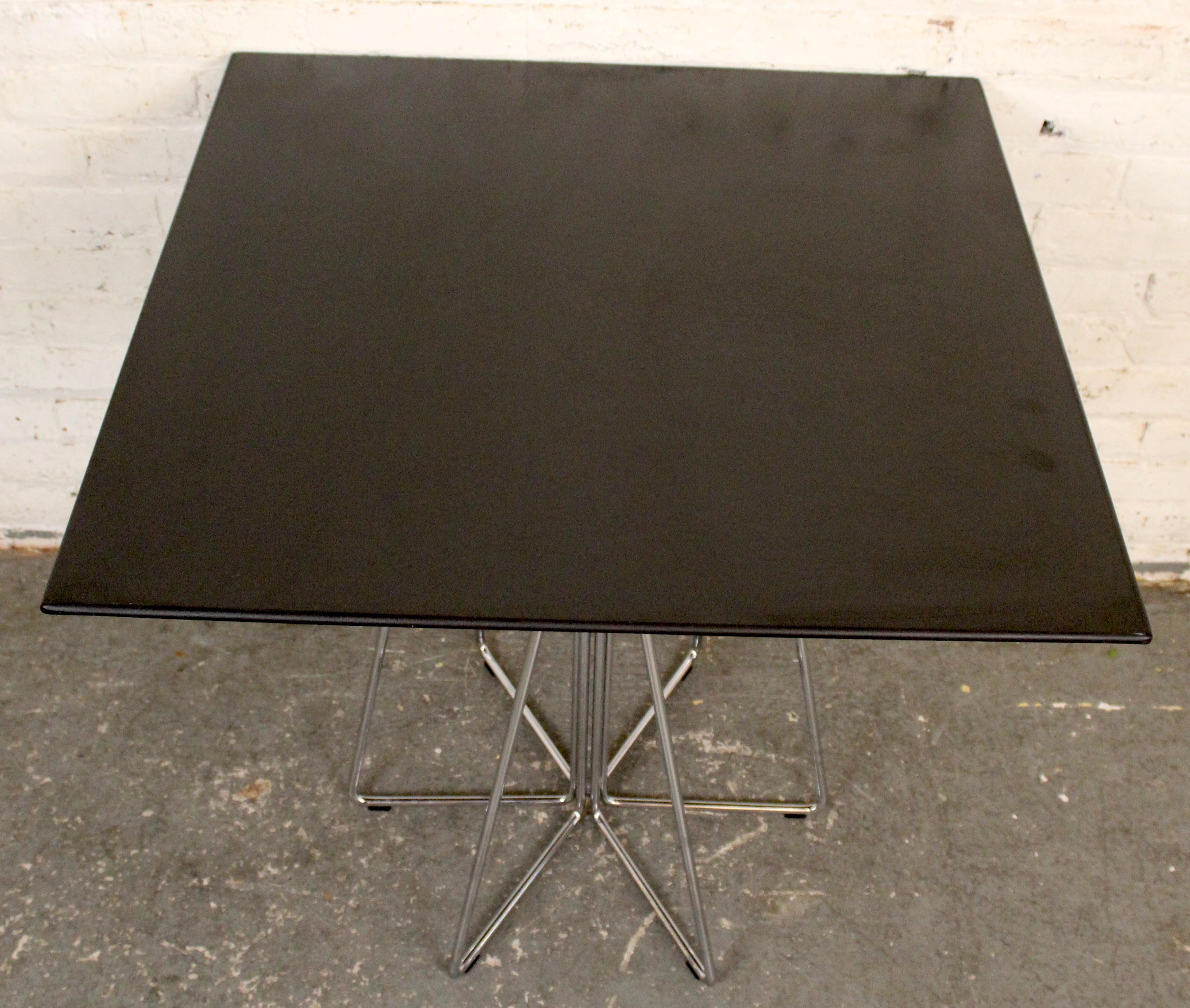 20ième siècle Table 