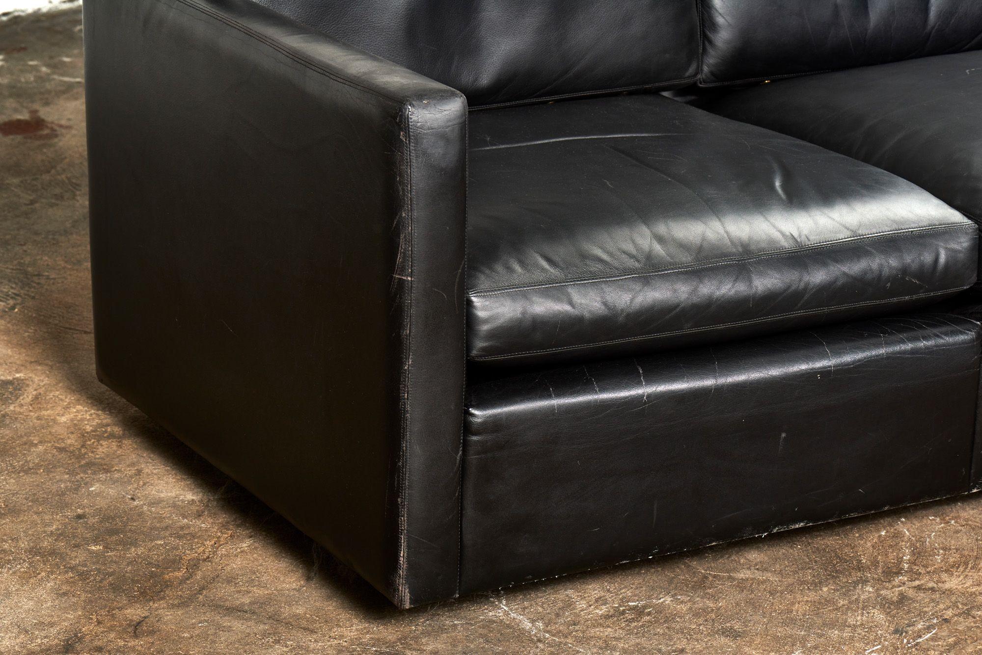 Knoll Pfister Black Leather Sofa, 1971 For Sale 1