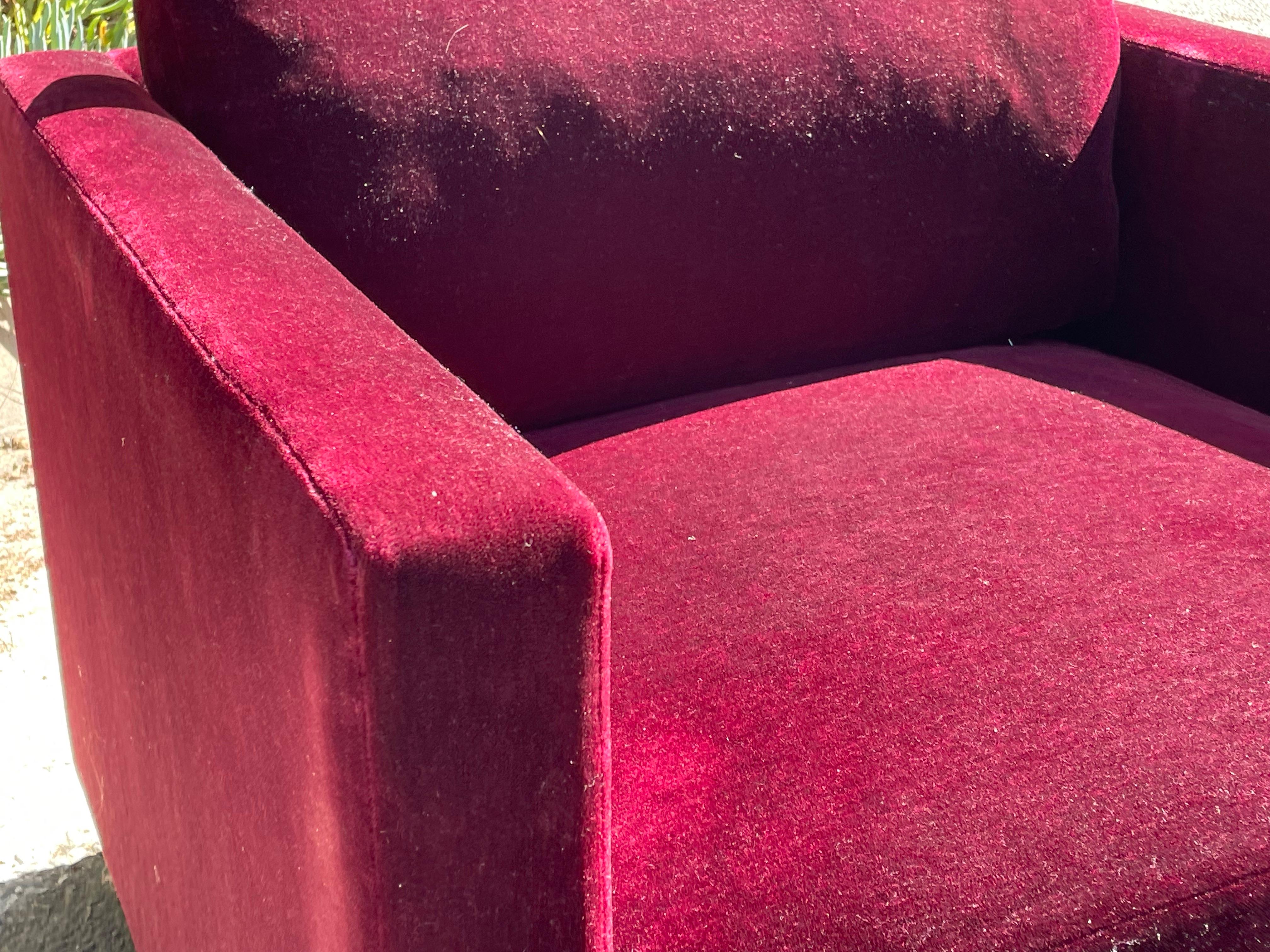 Knoll Pfister Club Chair in Red Mohair, 1970s 4