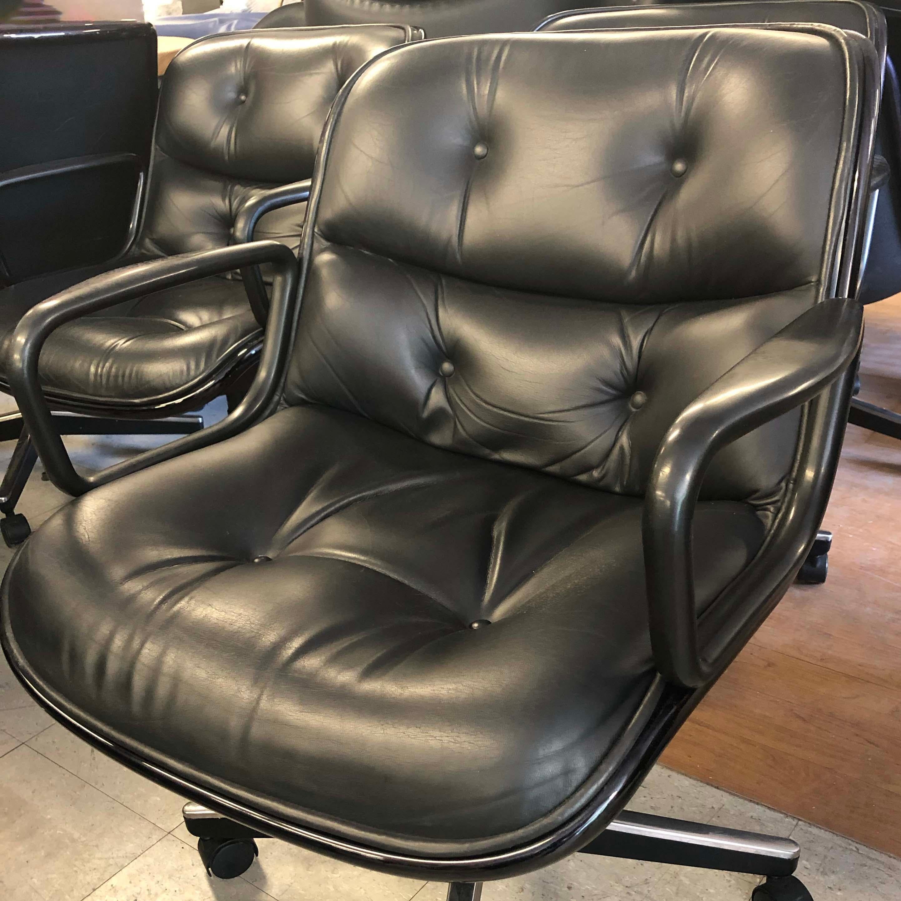 Late 20th Century Knoll Pollock Executive Chair in Original Black Leather, Matte Black Frame For Sale
