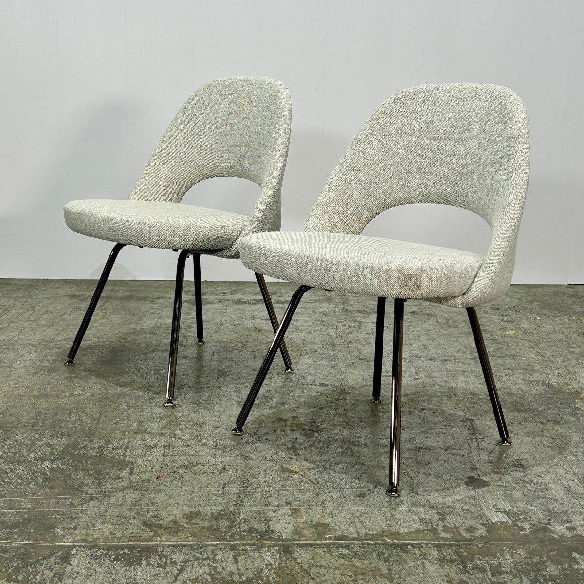Chaises de conférence Knoll par Eero Saarinen, ensemble de deux Bon état - En vente à Basildon, London