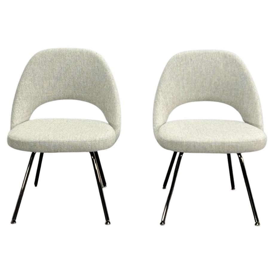 Chaises de conférence Knoll par Eero Saarinen, ensemble de deux