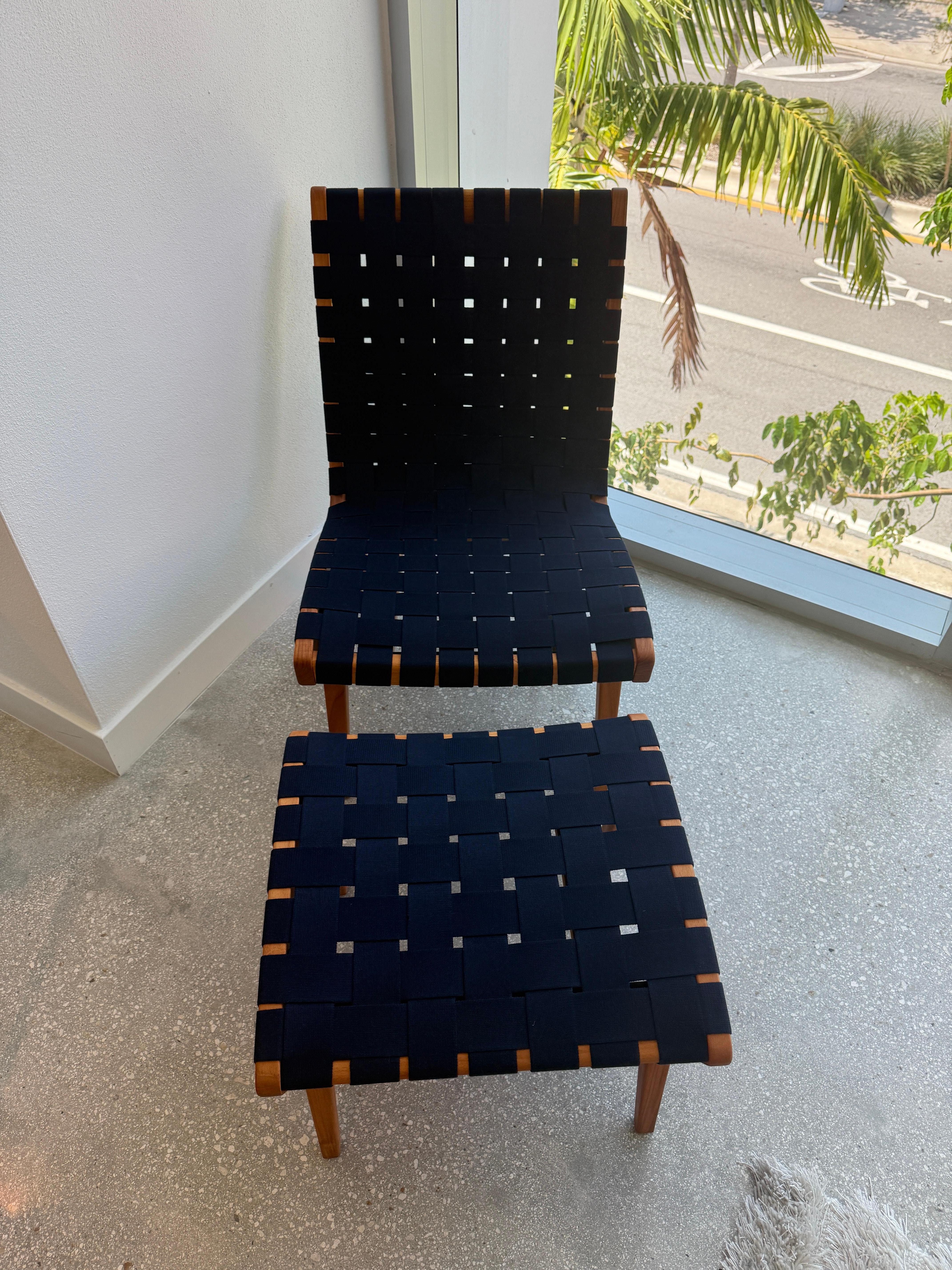 Knoll Risom Lounge Chair and Ottoman Set For Sale 2