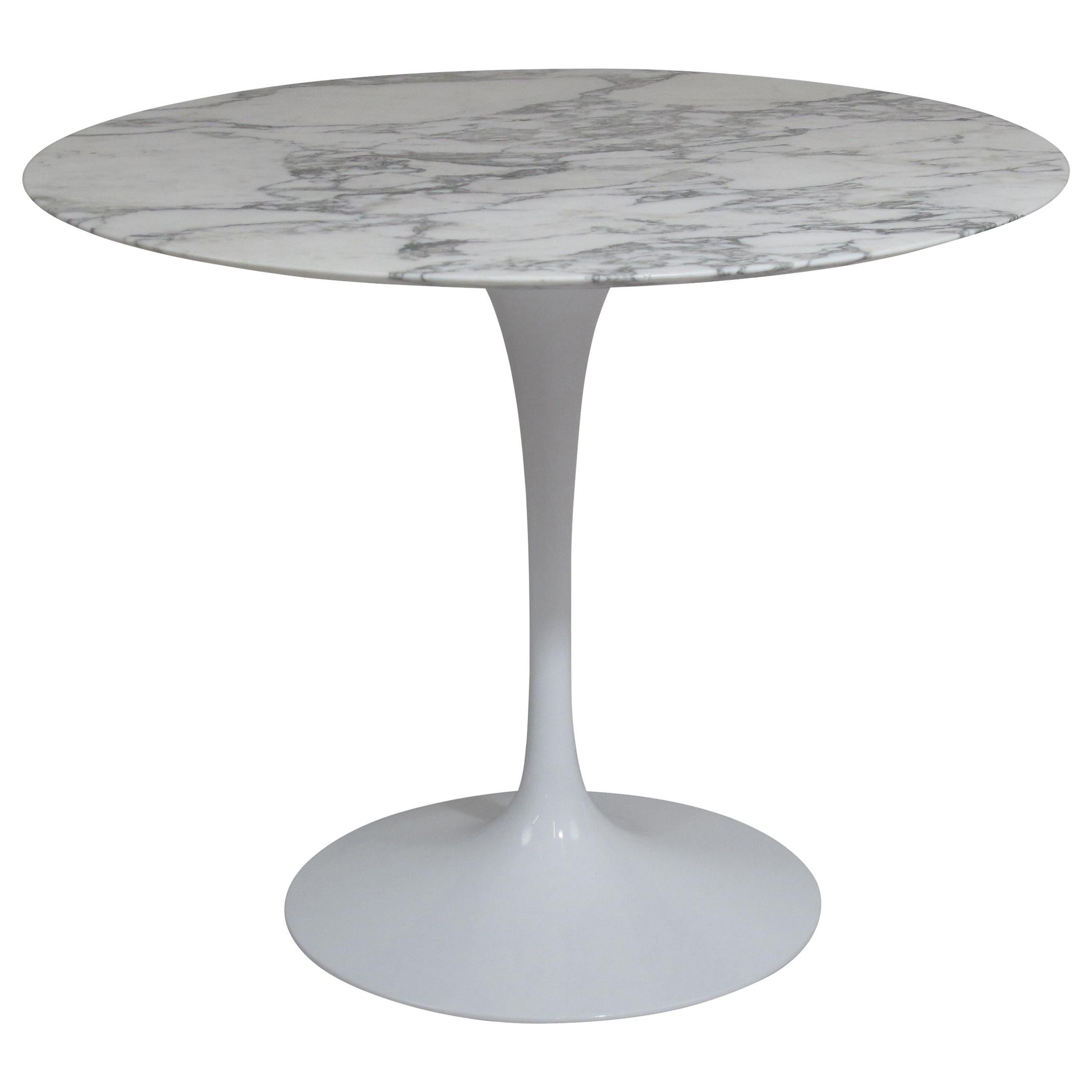 Knoll Saarinen Round Arabescato Marble Dining Table