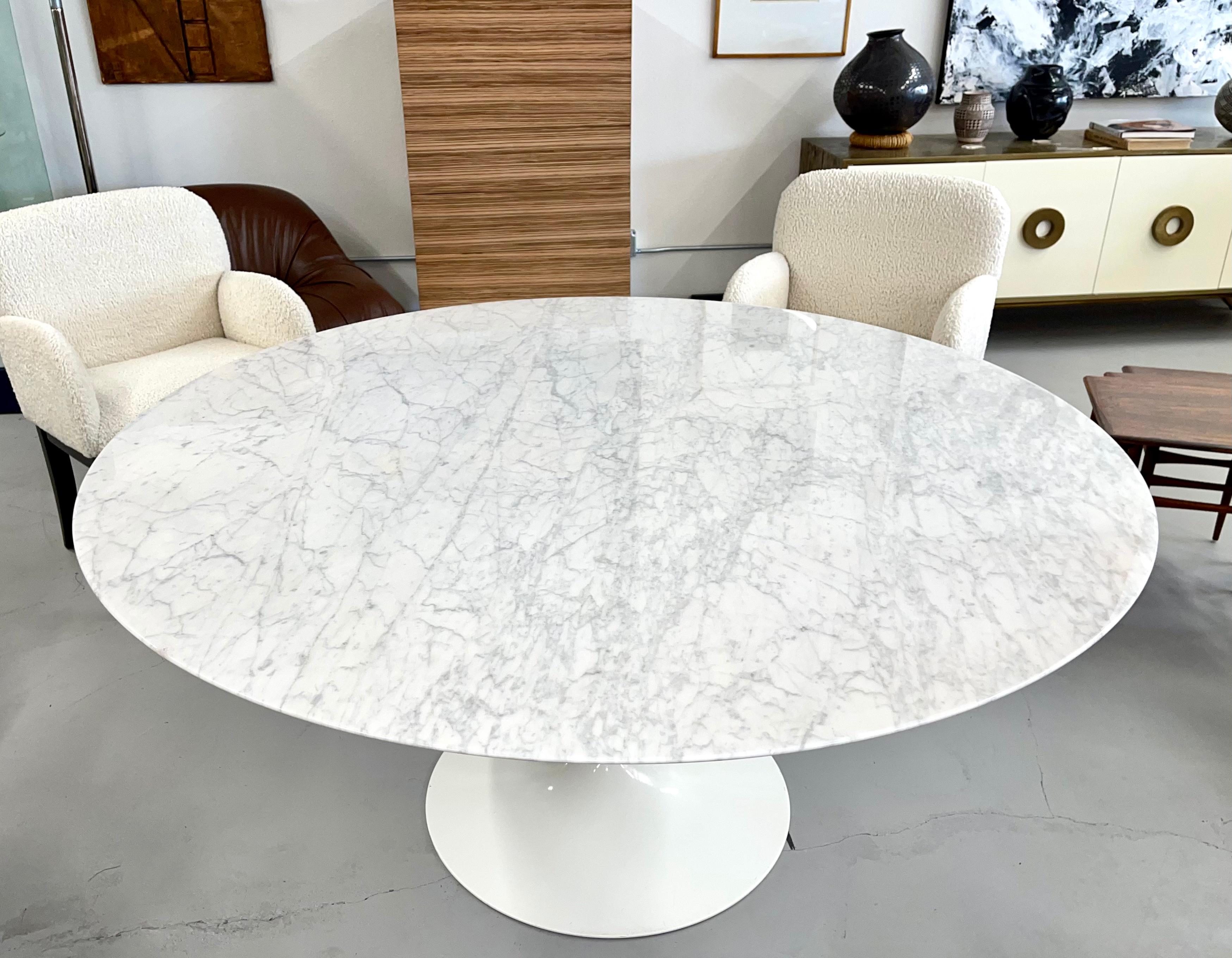 Knoll Saarinen Marble Dining Table 2