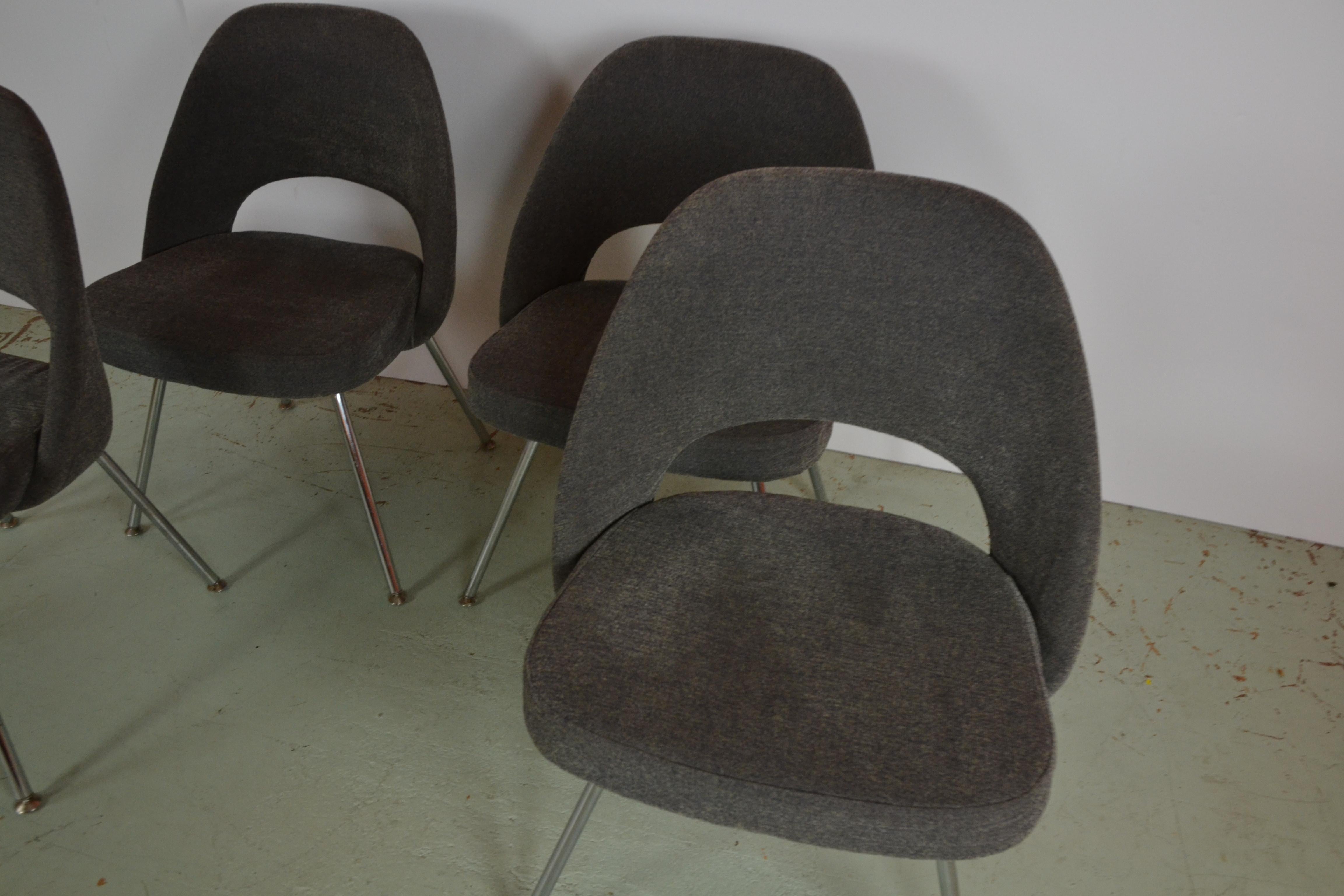 Knoll Saarinen Chairs 1