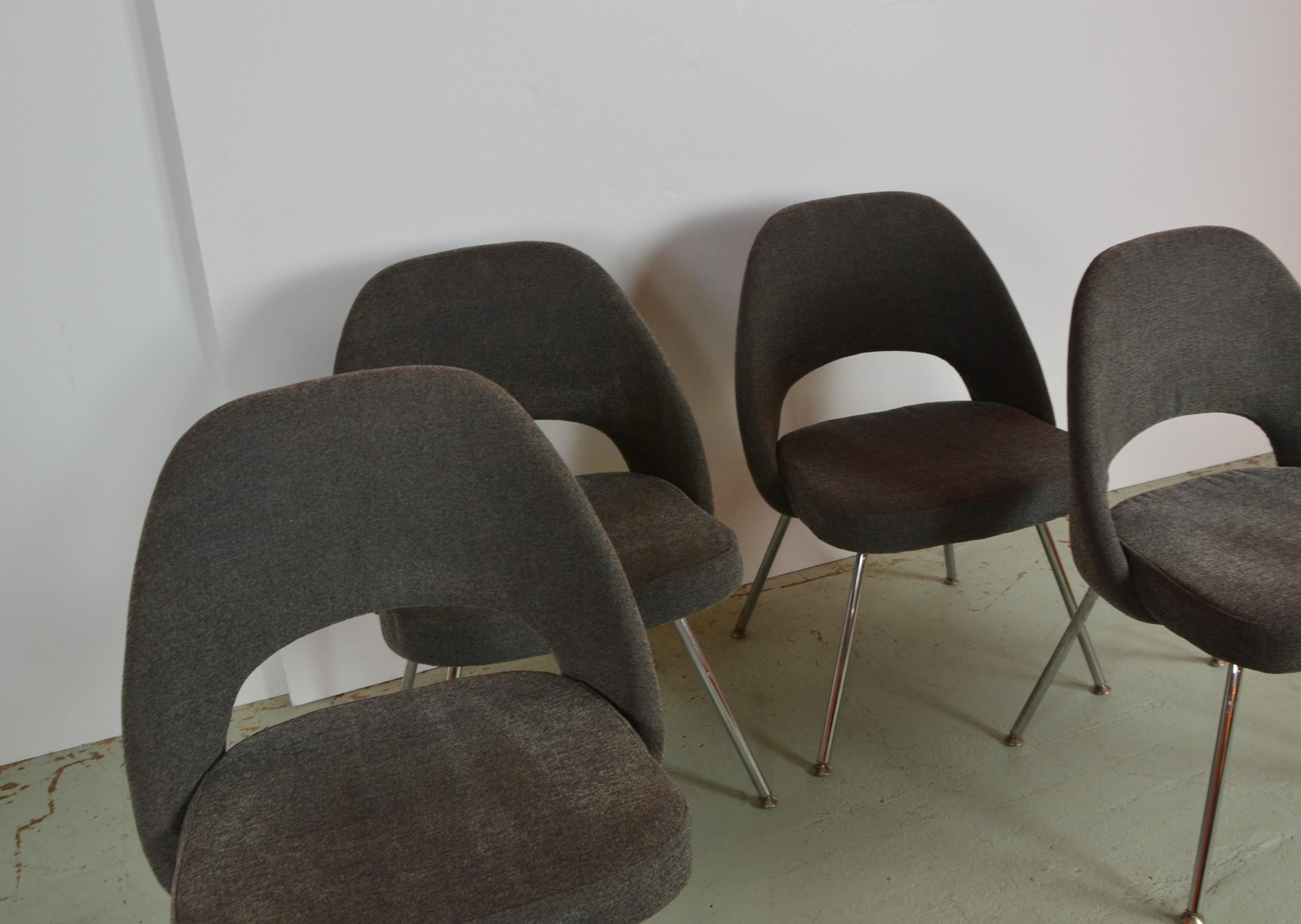 Knoll Saarinen Chairs 2