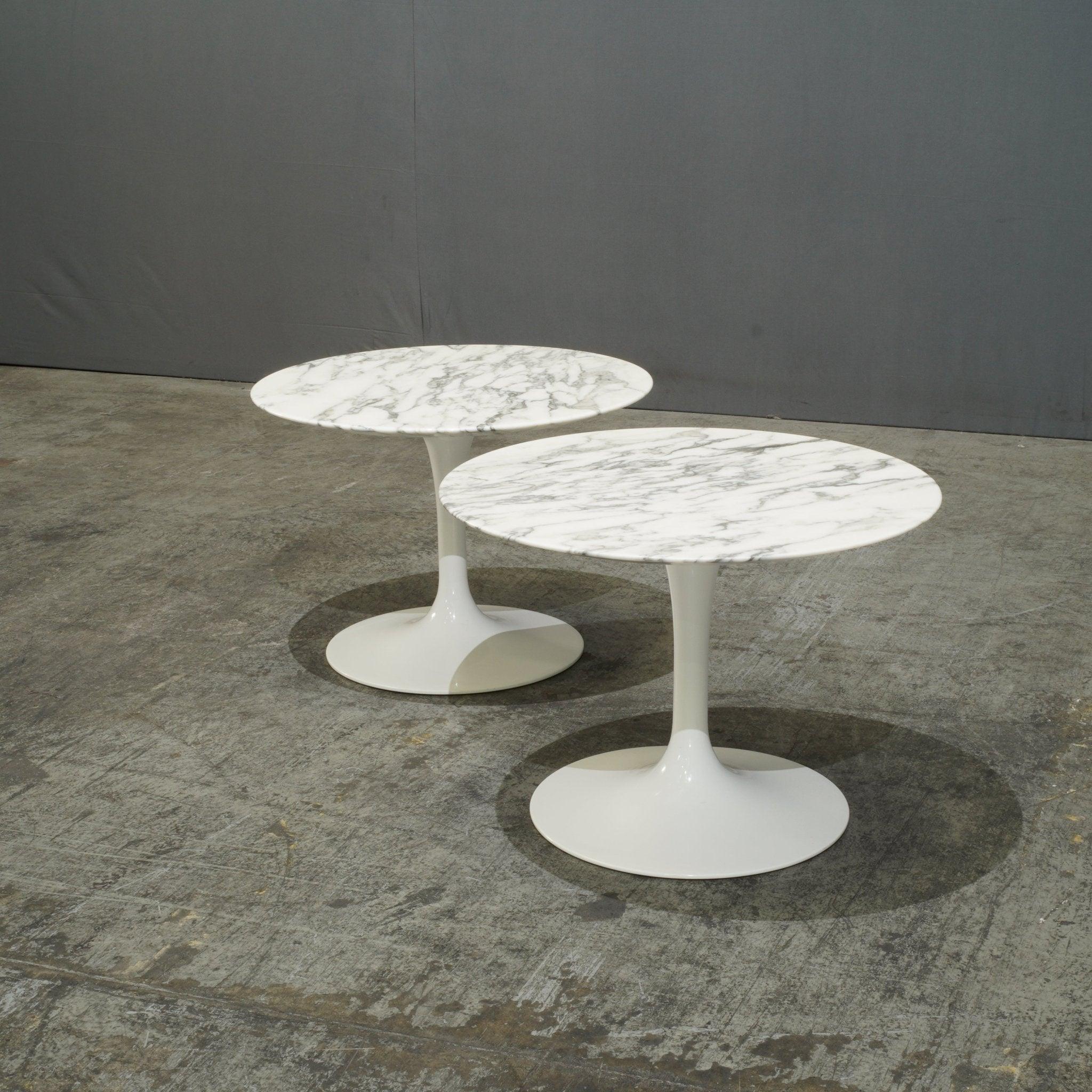 Knoll Saarinen Coffee Table with Arabescato Marble Top In Good Condition In Basildon, London
