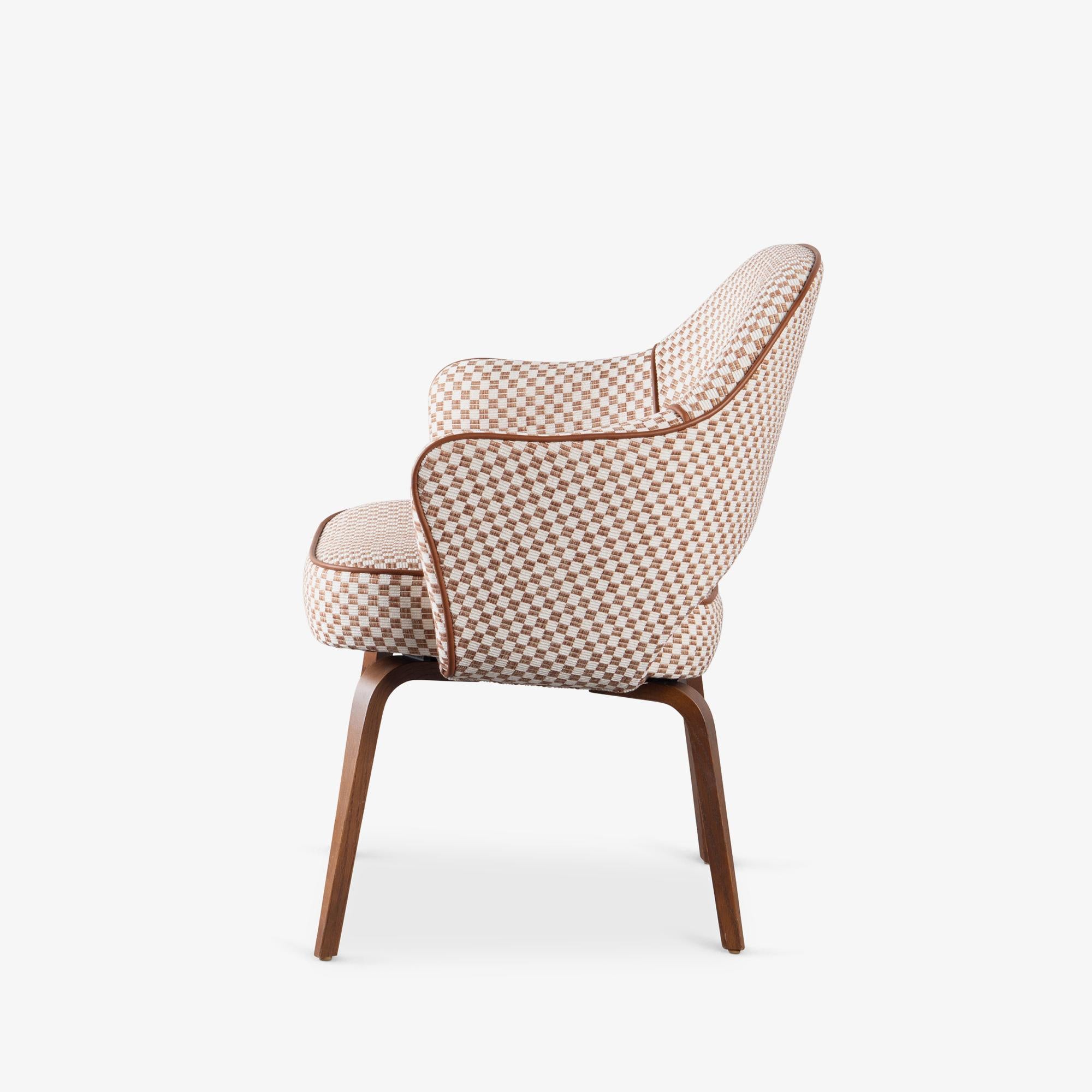 Knoll Saarinen Executive Arm Chairs in Schumacher Fabric, Leather, & Walnut In Good Condition For Sale In Stamford, CT