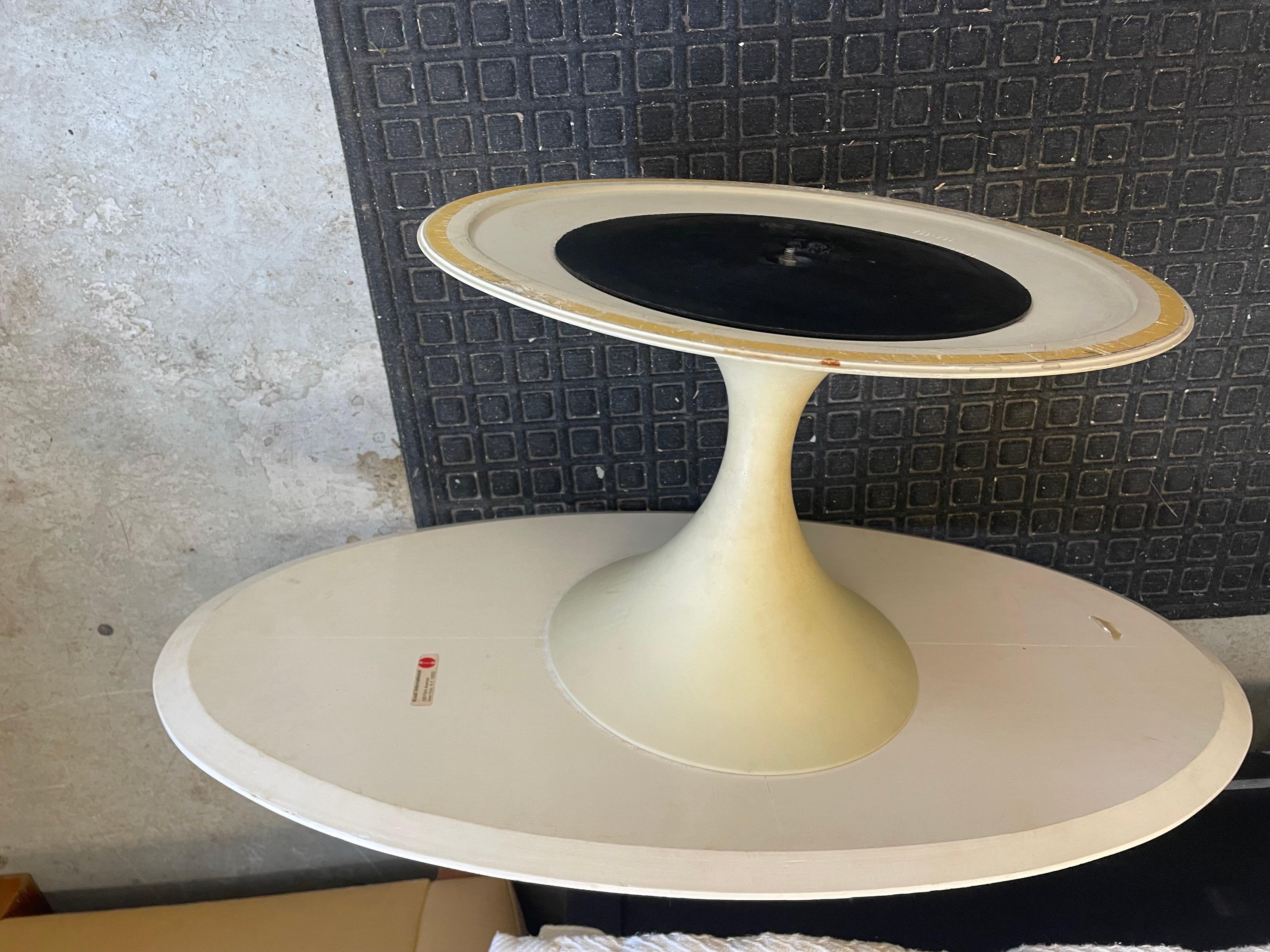 Carrara Marble Knoll Saarinen Marble Top Coffee Table