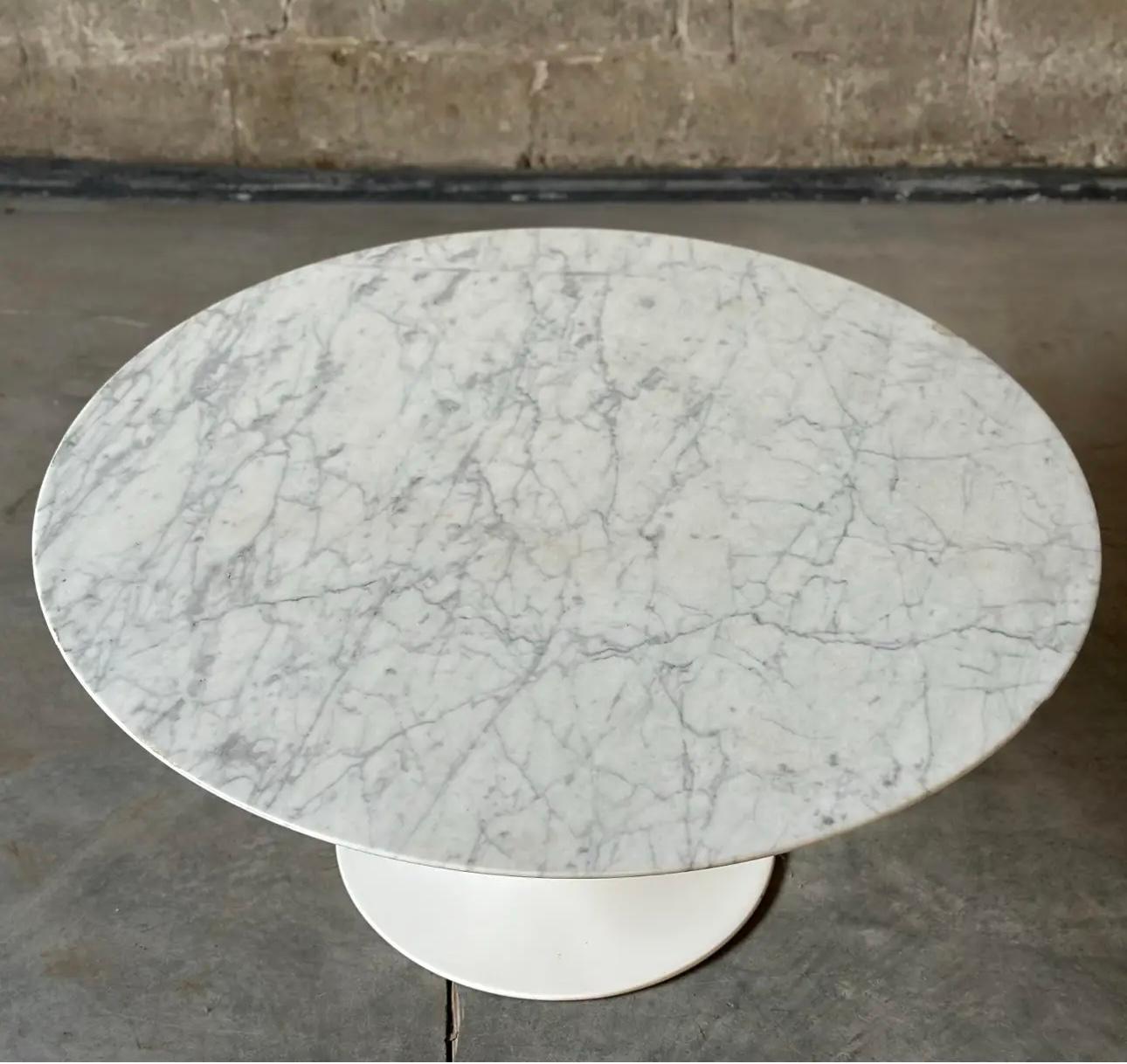 Mid-Century Modern Knoll Saarinen Marble Tulip Coffee Table