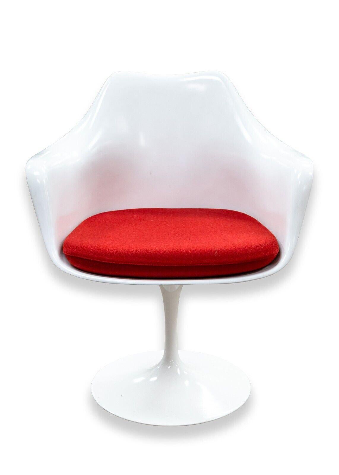 Mid-Century Modern Knoll Saarinen Mid Century Modern White and Red Tulip Dining Chairs 2 Arm 4 Side
