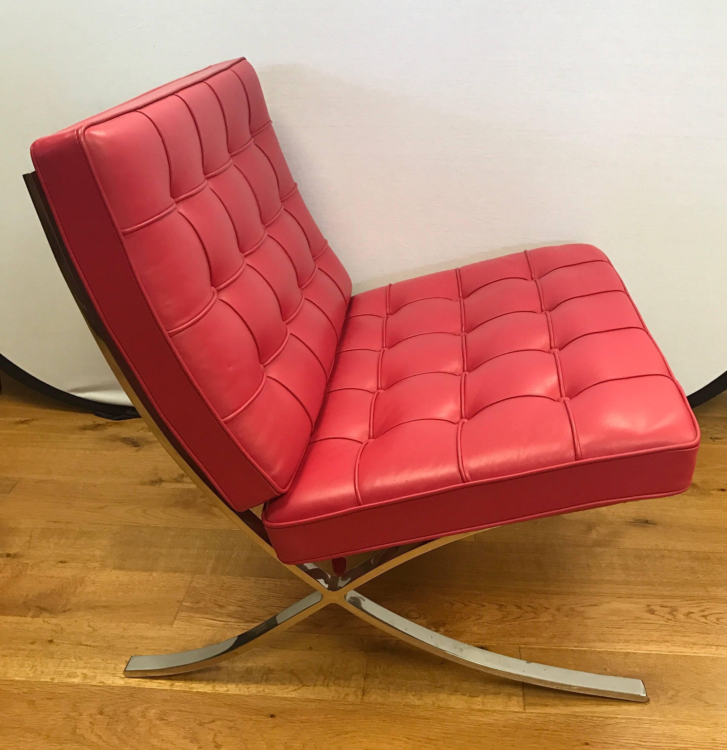 Contemporary Knoll Signed Rare Magenta Colored Leather Barcelona Chair Mies van der Rohe