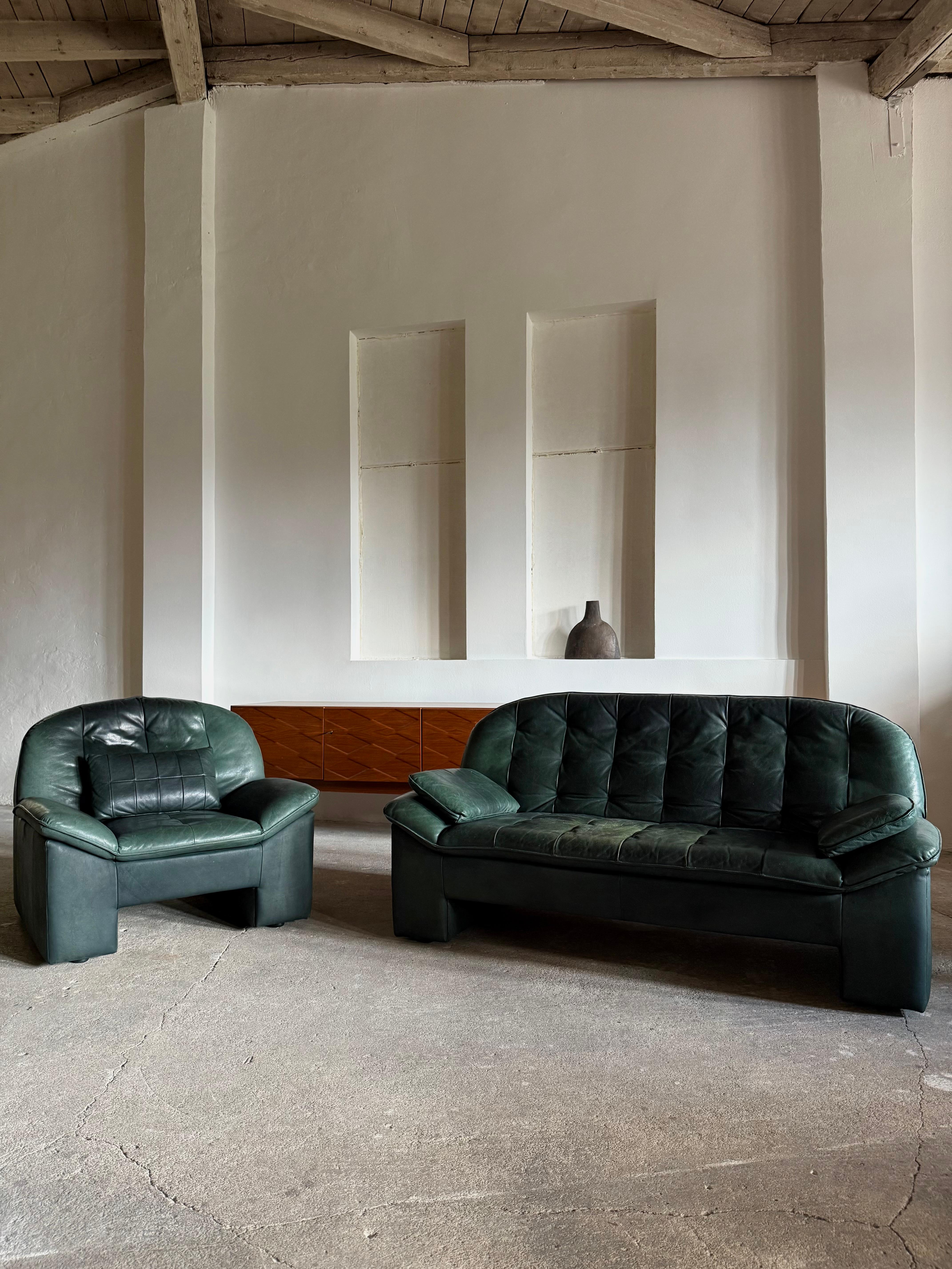 KNOLL SITZMÖBEL BRUTALIST ARMCHAIR & SOFA SET THÉRAS VERT ÉPAISSE, ALLEMAGNE Années 1980 en vente 6