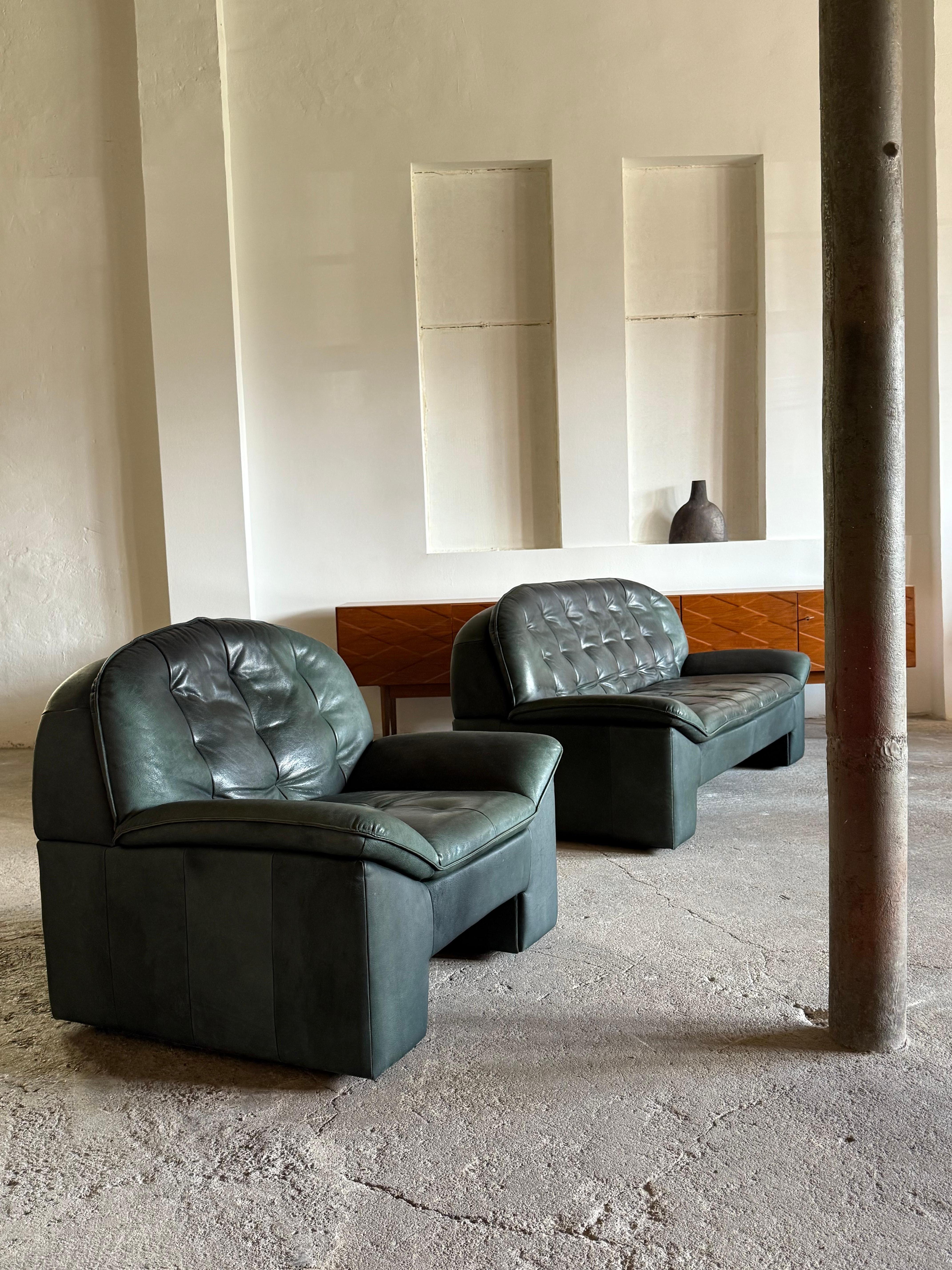 KNOLL SITZMÖBEL BRUTALIST ARMCHAIR & SOFA SET THÉRAS VERT ÉPAISSE, ALLEMAGNE Années 1980 en vente 2