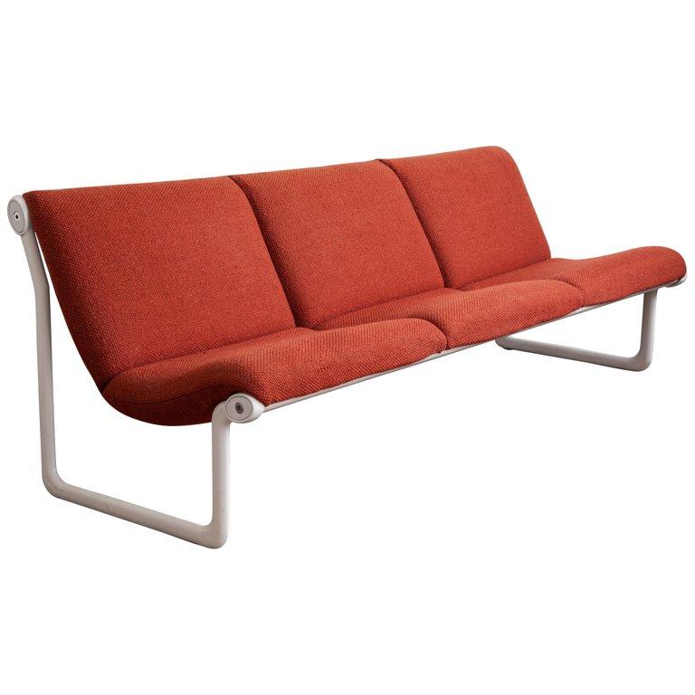 European Knoll Sling Settee Sofa Design by Bruce Hannah and Andrew Morrison, 1970s