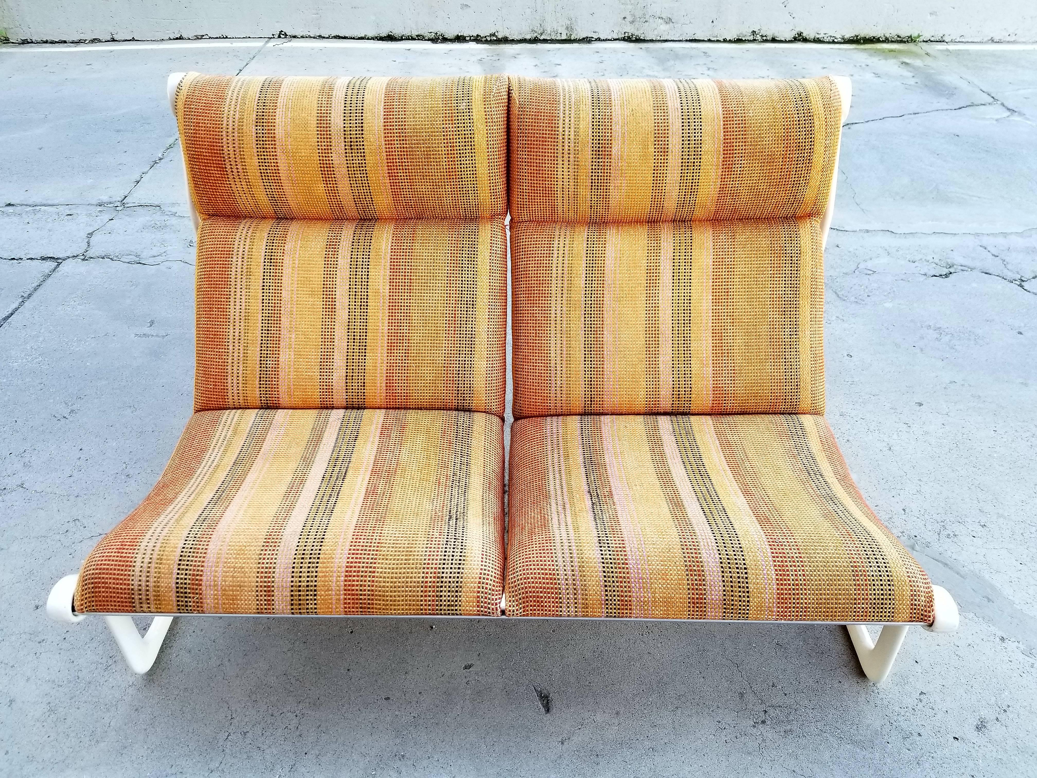 Knoll Sling Sofa by Hannah Morrison In Good Condition In Fulton, CA