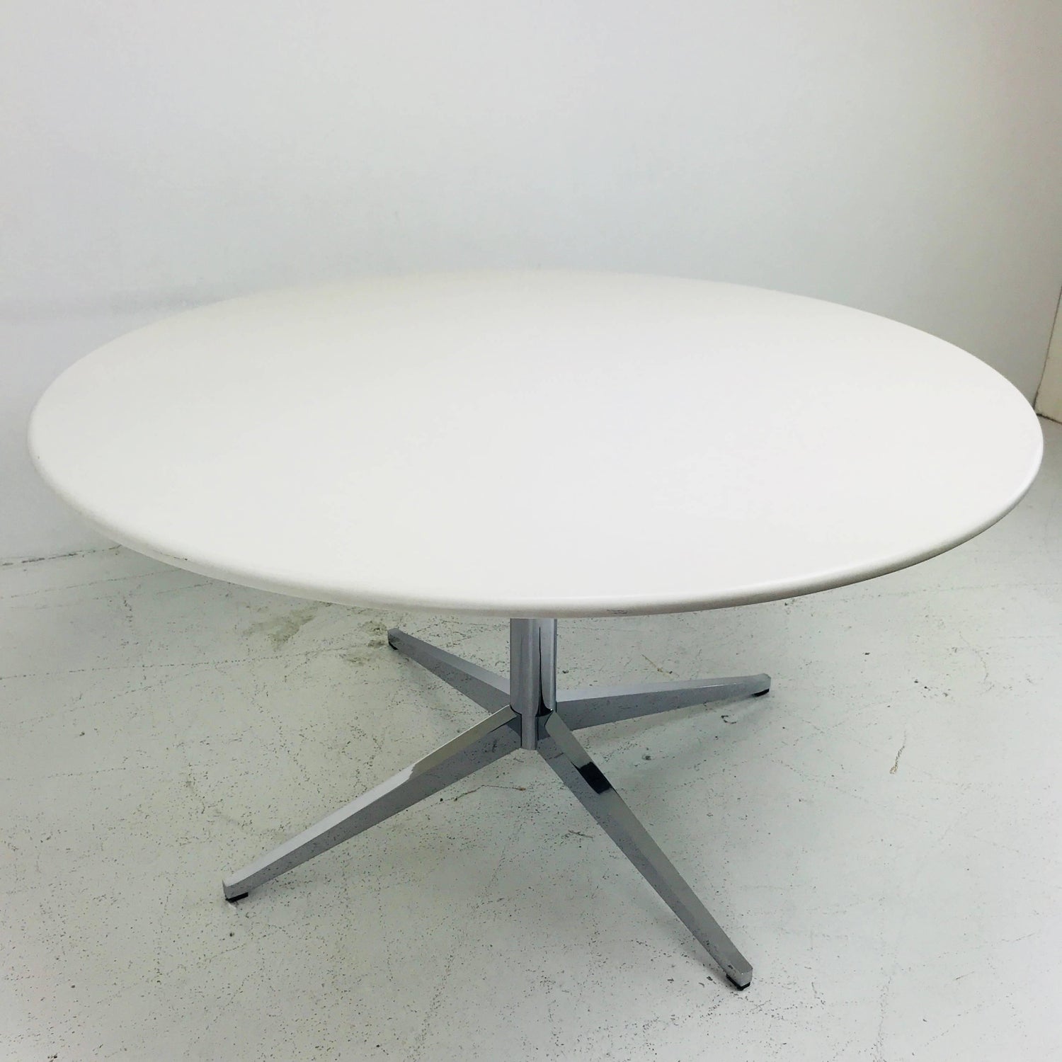 Knoll Starburst Table Base With Corian Table Top At 1stdibs