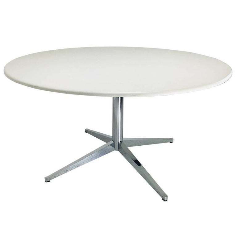 Knoll Starburst Table Base with Corian Table Top at 1stDibs