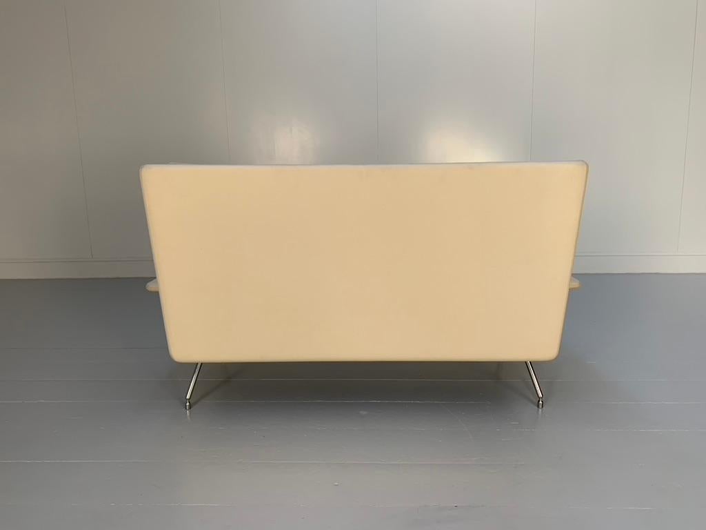 Contemporary Knoll Studio 