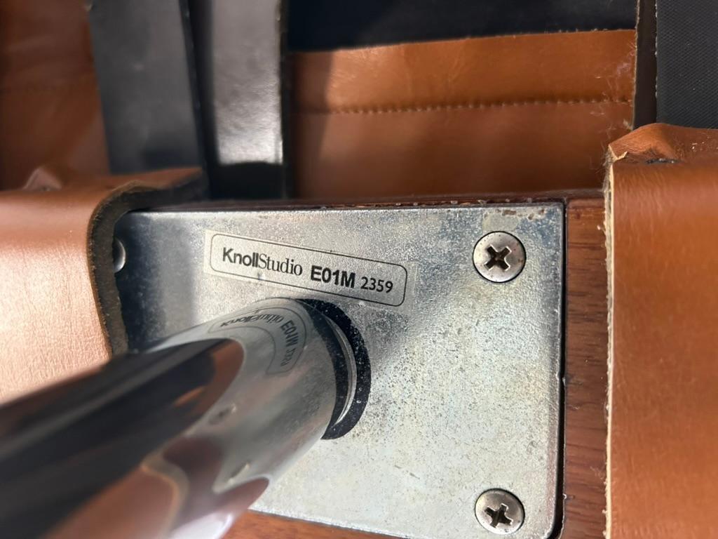 Sofá-cama Knoll Studio 