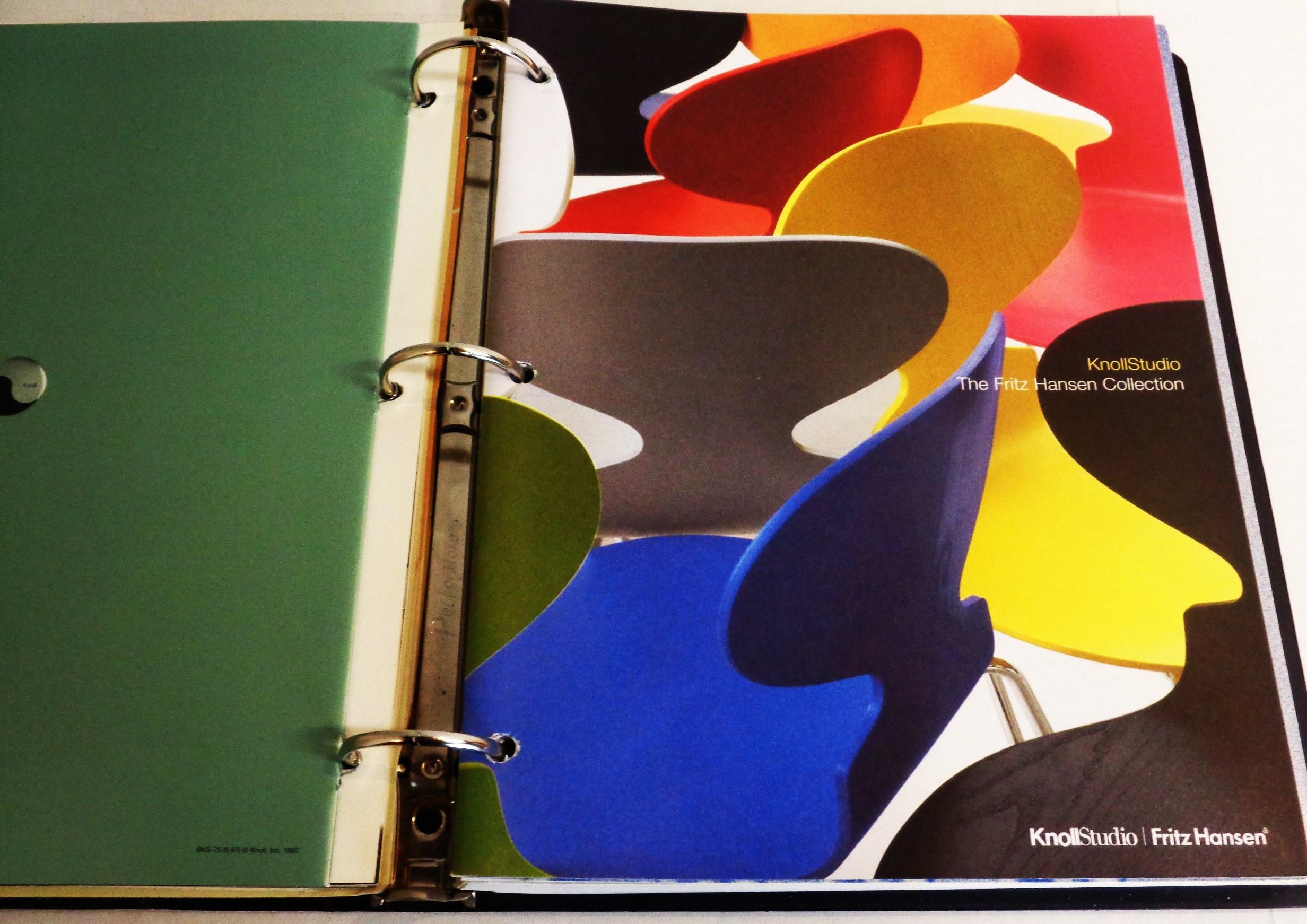 Knoll Studio Collection - Binder - Catalogues - Price List - Year 2000 For Sale 9