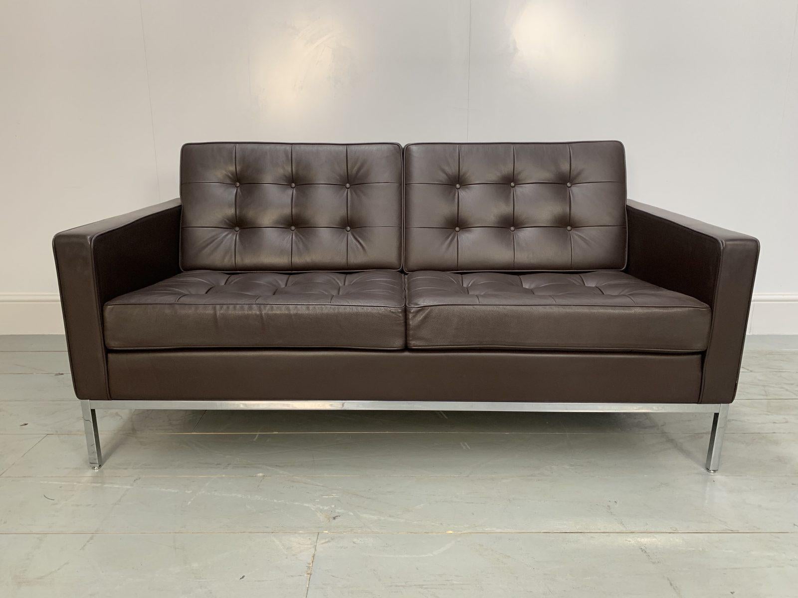 On offer on this occasion is a rare, original “Florence Knoll” settee sofa (remarkably, one of two identical pieces available at present) from the world renown furniture house of Knoll Studio, dressed in their sublime Knoll “Sabrina” leather in