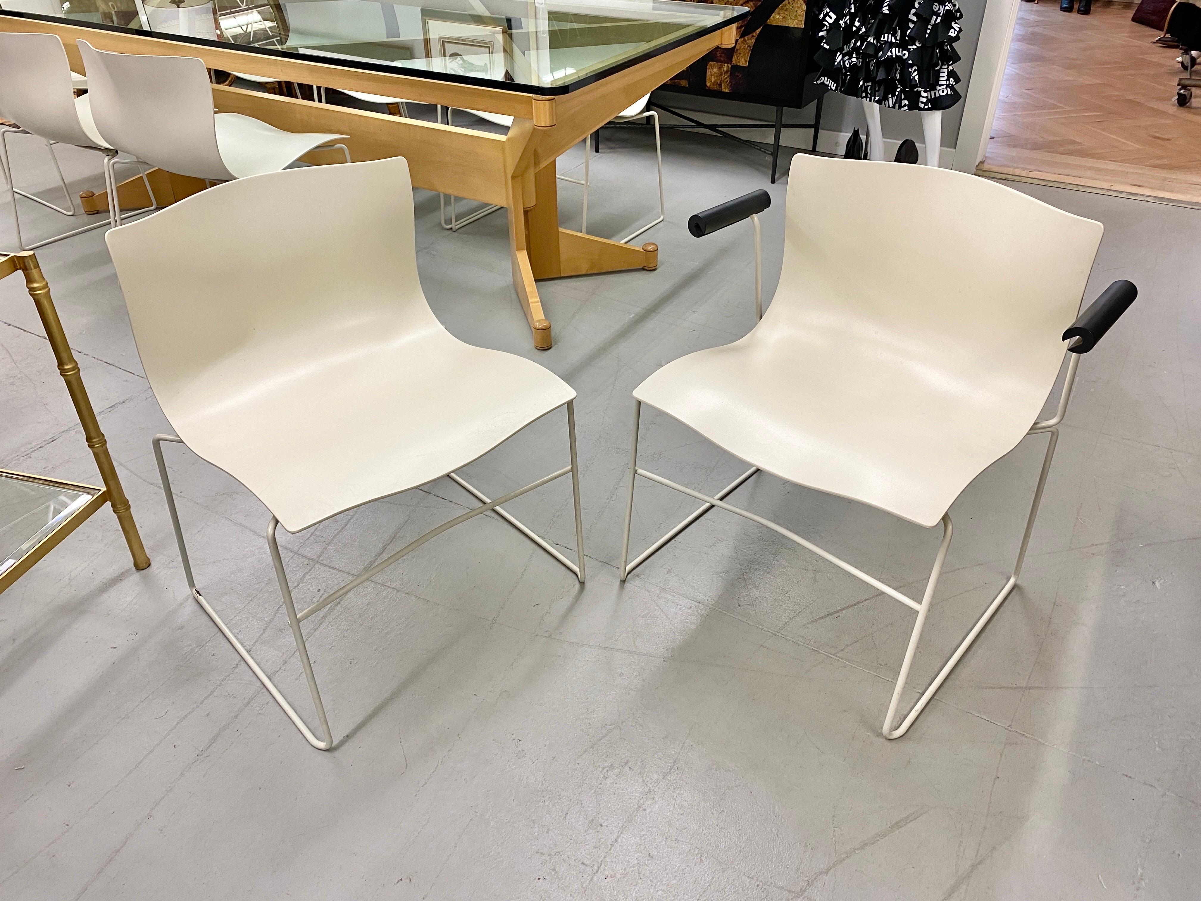 20th Century Knoll Studio Set of 8 Chairs Handkerchief Design, 2 W/Arms 6 Armless