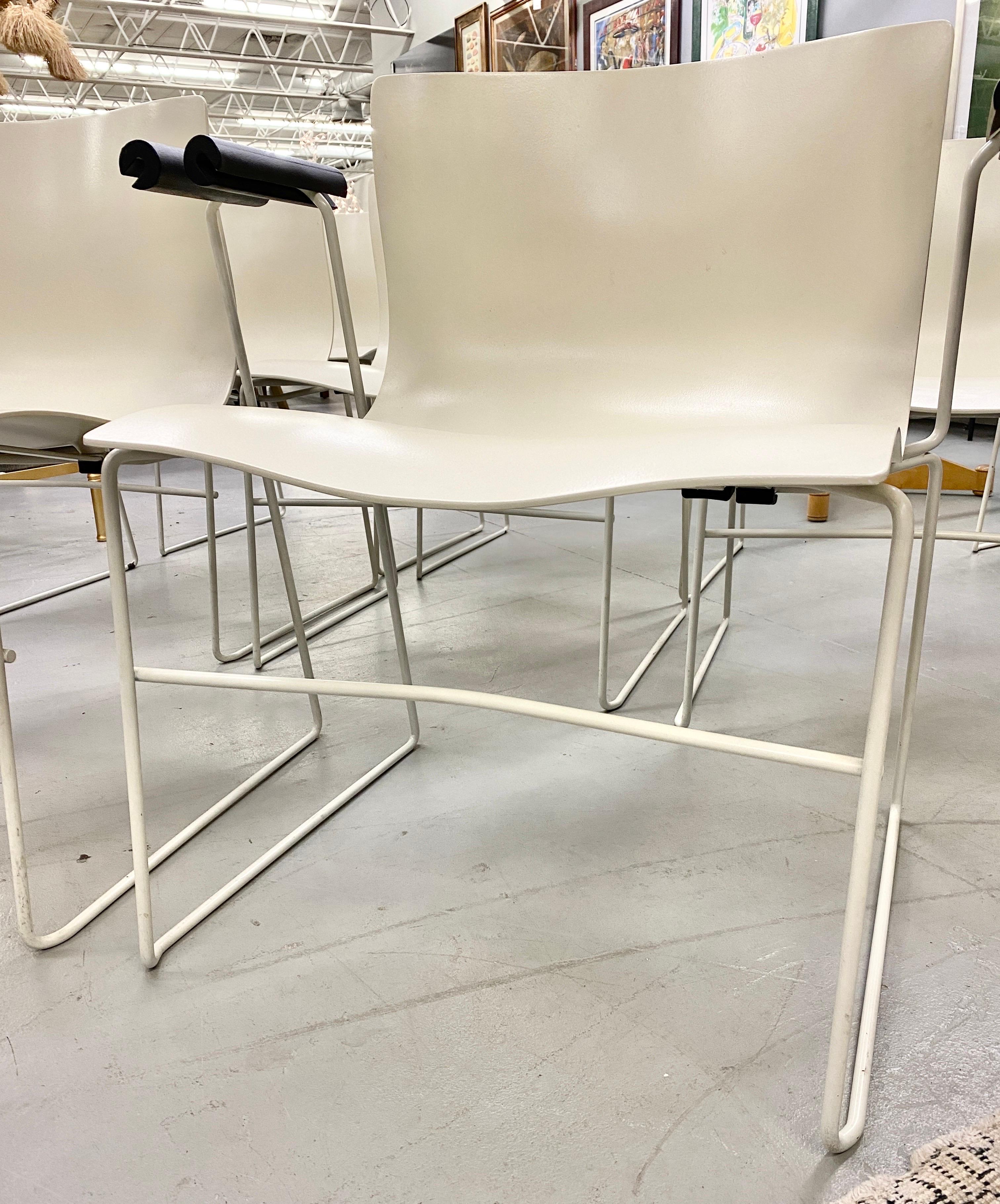 Knoll Studio Set of 8 Chairs Handkerchief Design, 2 W/Arms 6 Armless 4