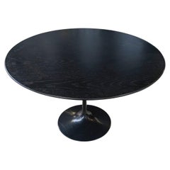 Knoll Studio, Tulip table