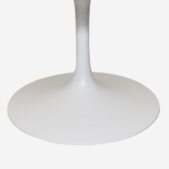 Knoll Style Round Tulip Pedestal Table