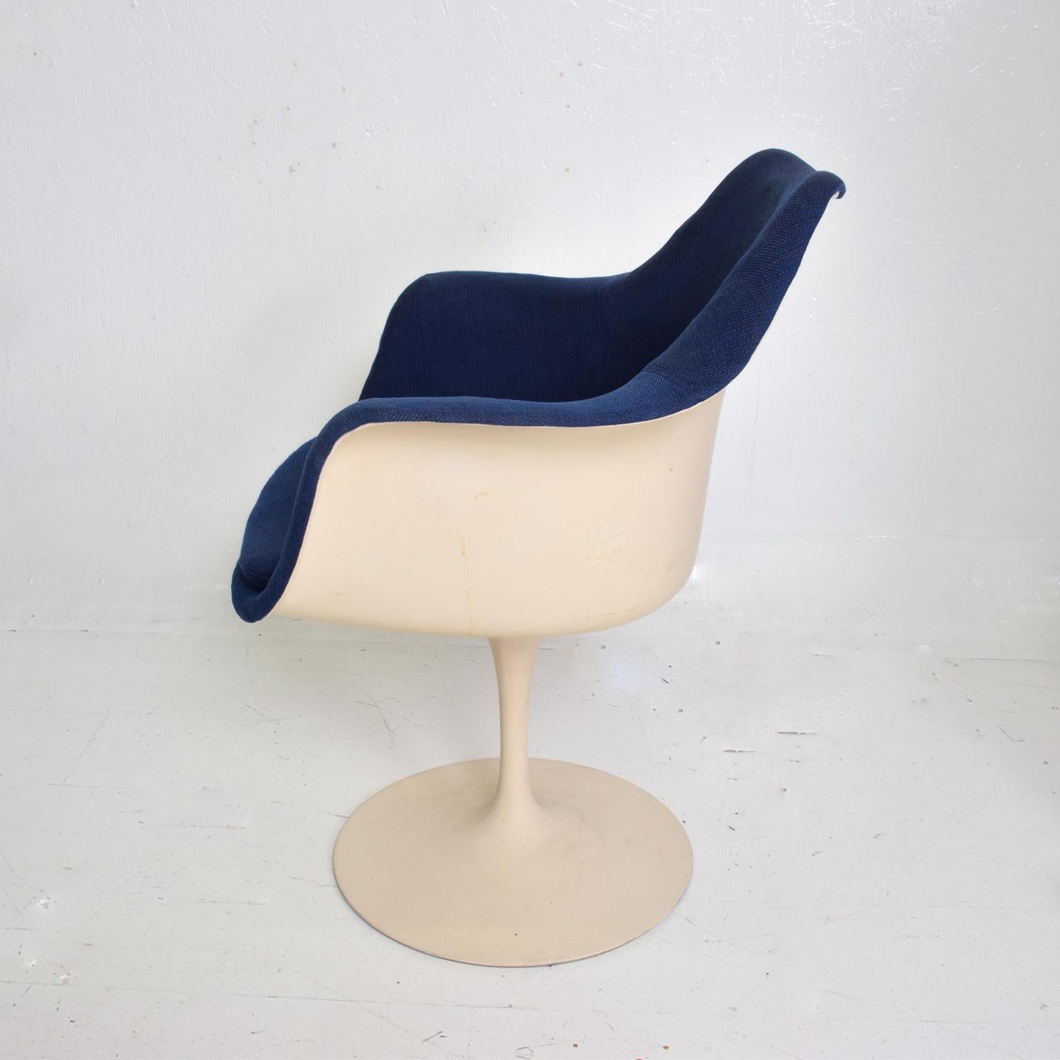 Aluminum Knoll Tulip Chair 1956 by Eero Saarinen Mid-Century Modern