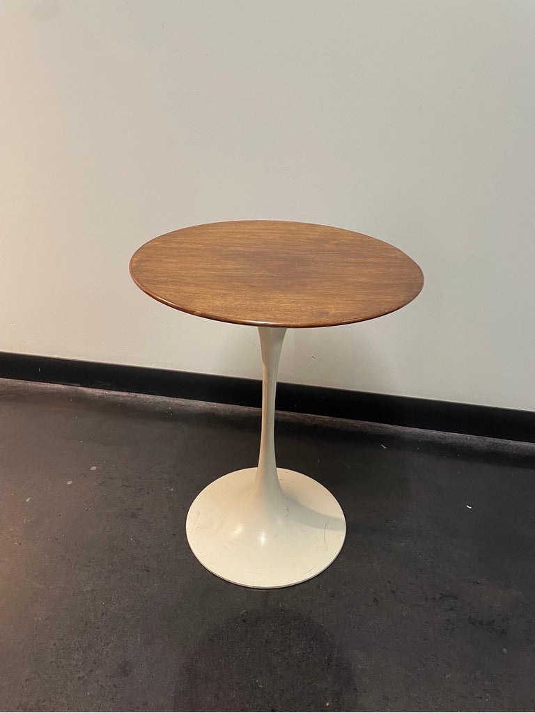 Knoll Tulip Side Table at 1stDibs