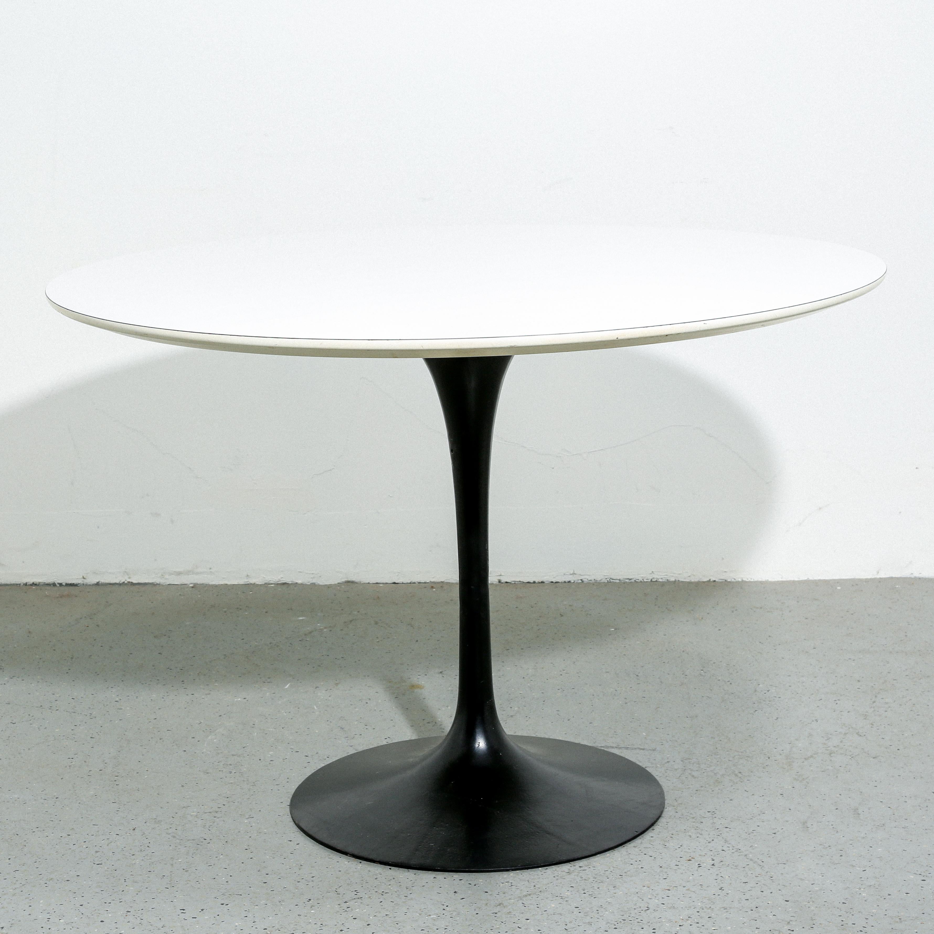 Tavolo Knoll Tulip In condizioni ottime in vendita a Brooklyn, NY