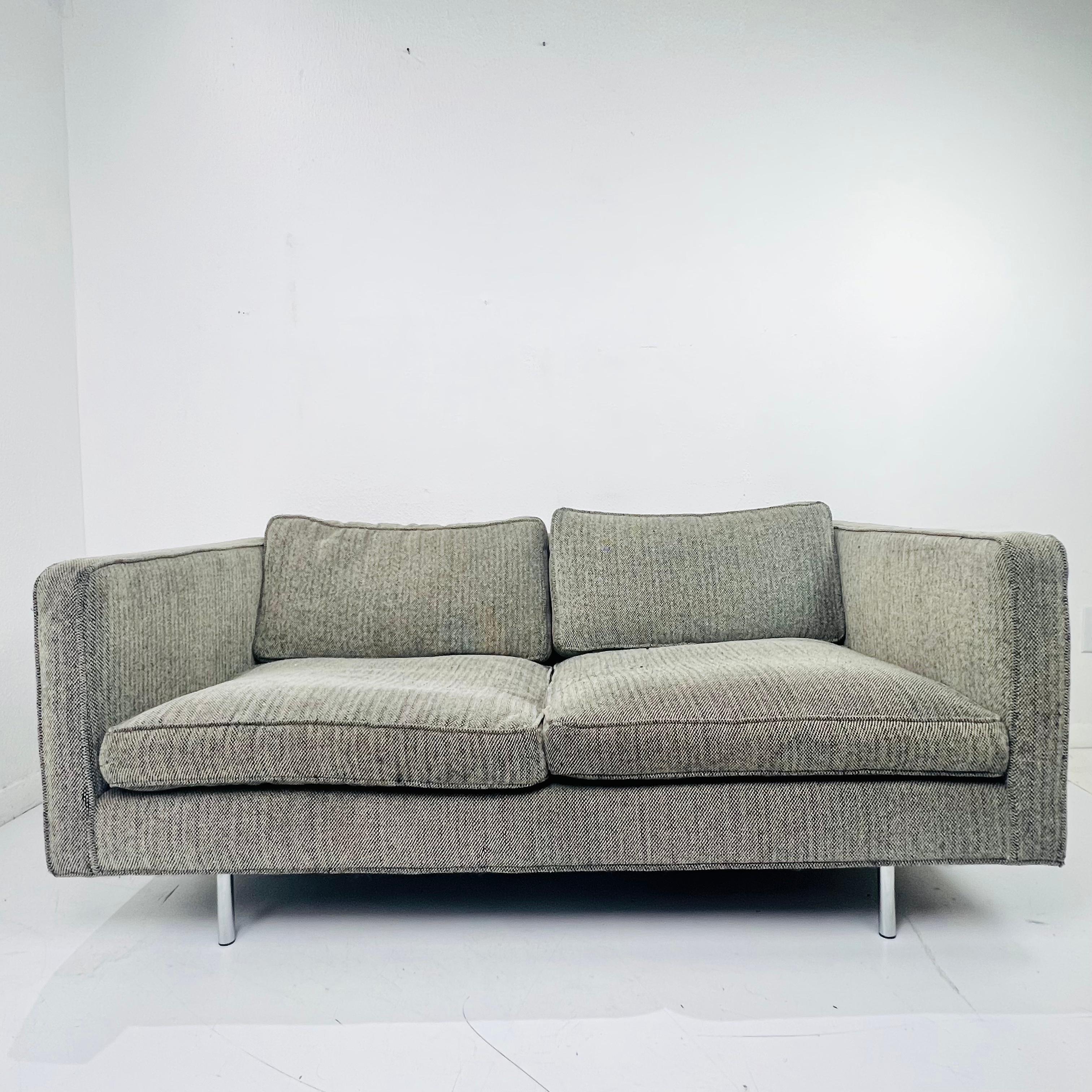 Perfectly sized 1970s Knoll loveseat. 2 seats rest on chrome legs. Fabric shows wear and imperfections from age and use. Frame in good condition; reupholstery with new foam/straps recommended. Ask us for a quote! 