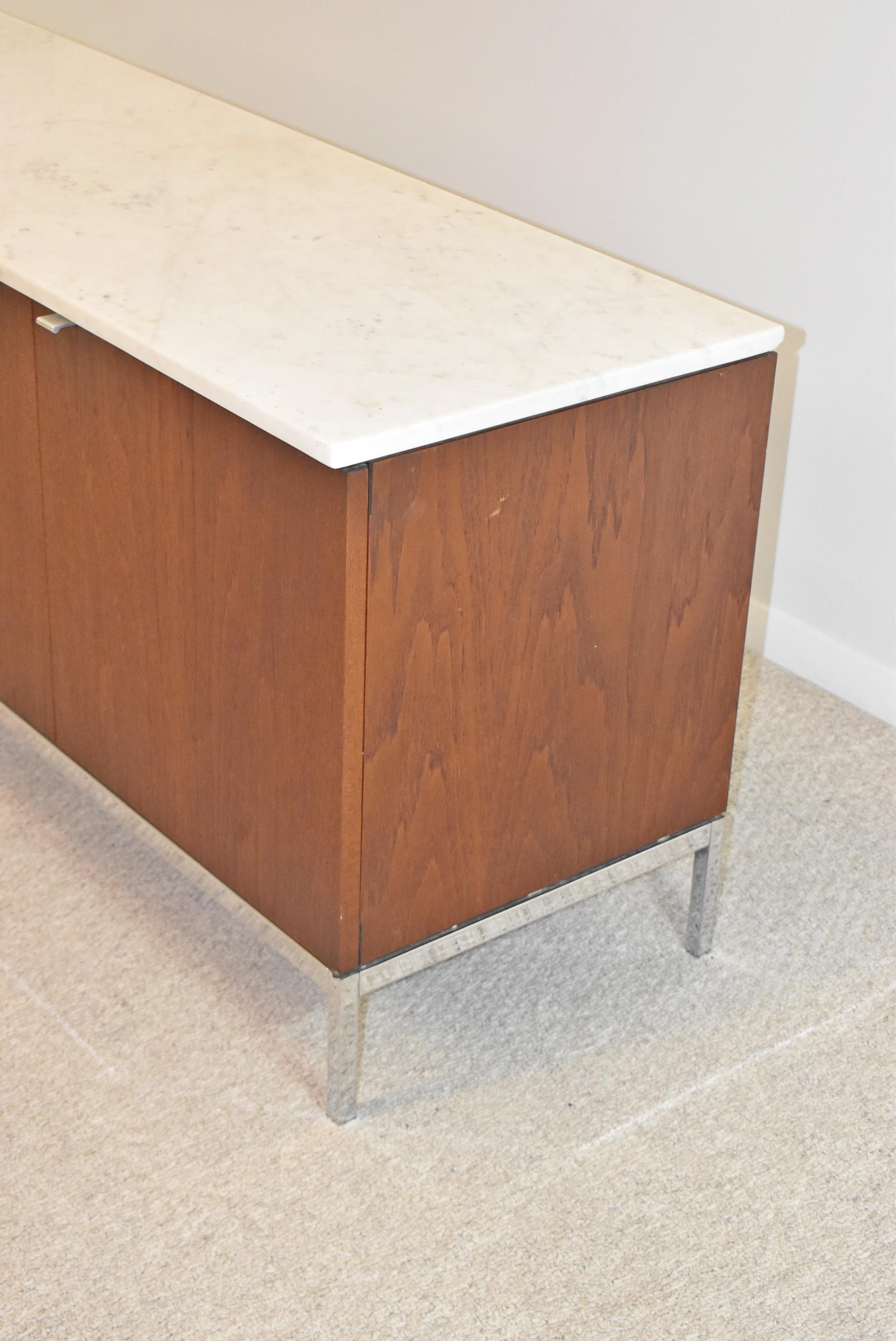 Mid-Century Modern Knoll Walnut Credenza with Marble Top For Sale