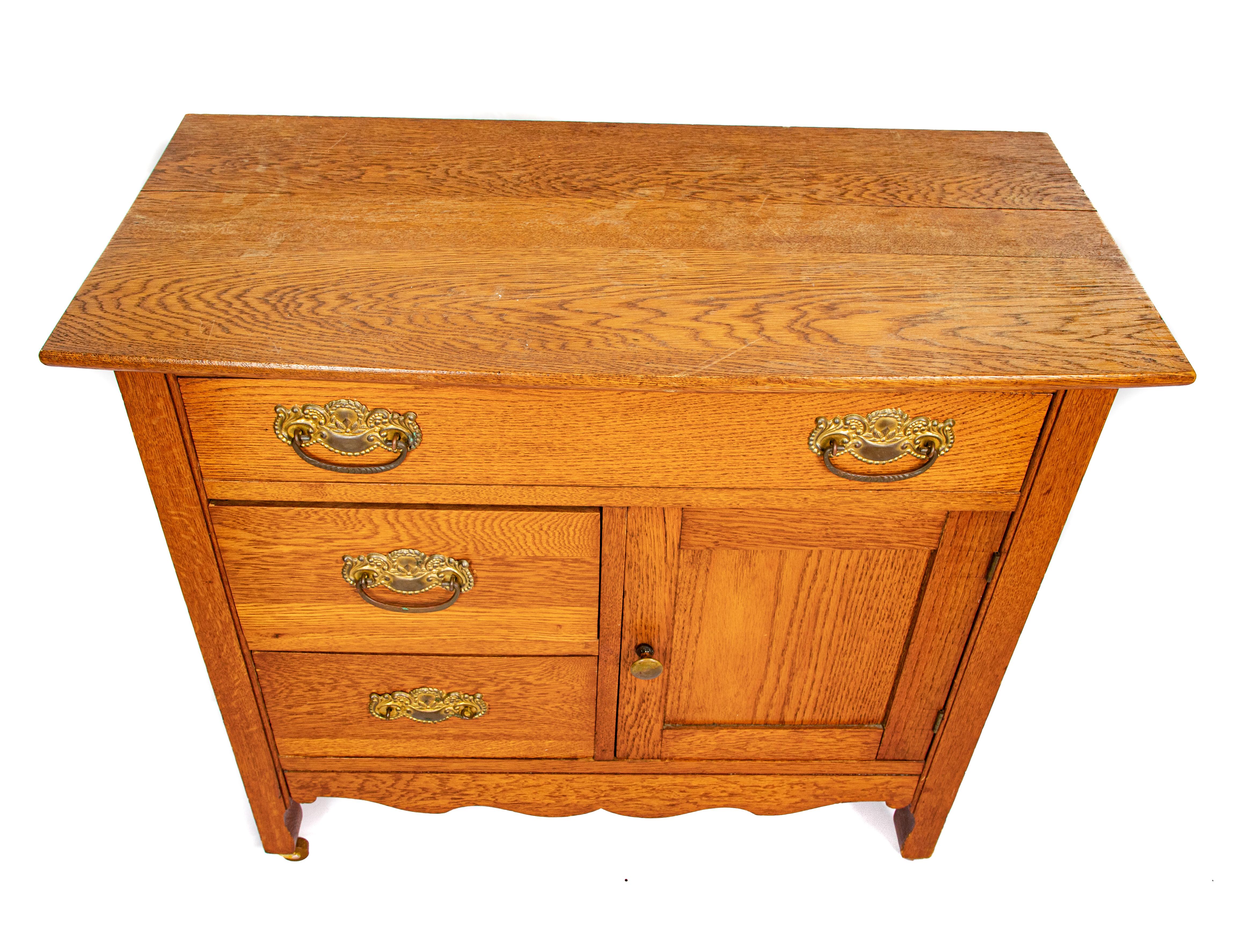 19th Century Knostman & Peterson Washstand For Sale